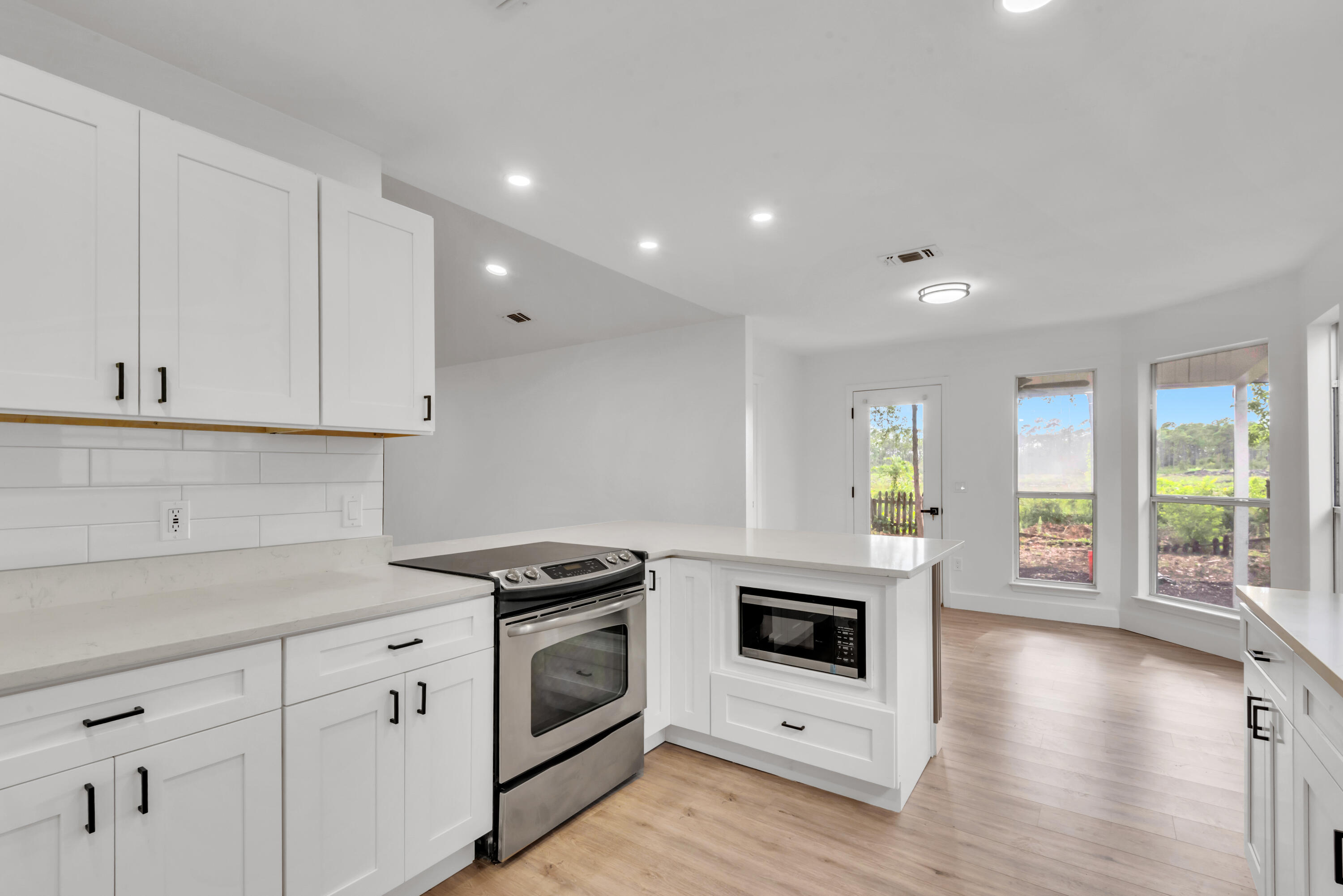 HERITAGE VILLAGE - Residential