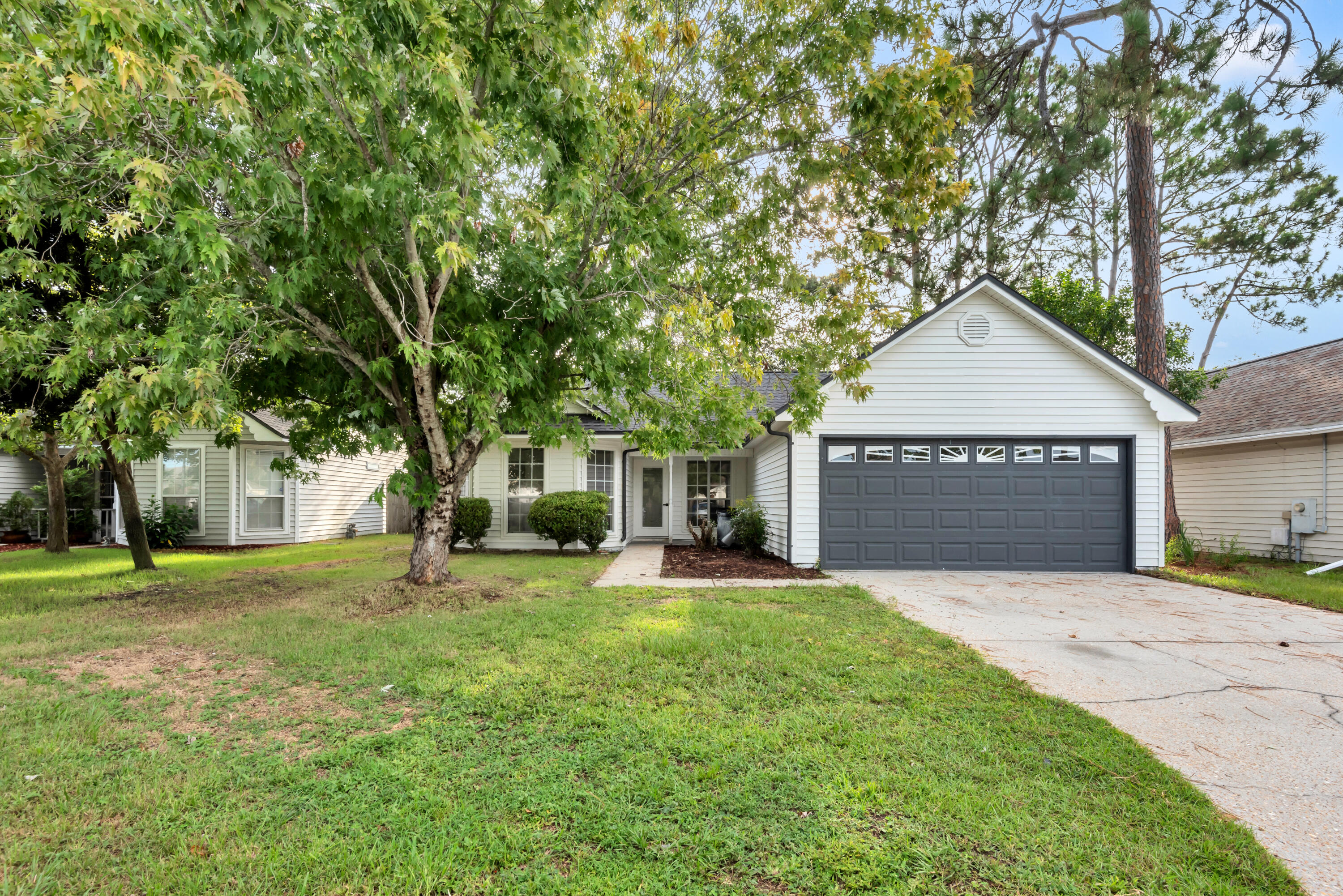 HERITAGE VILLAGE - Residential