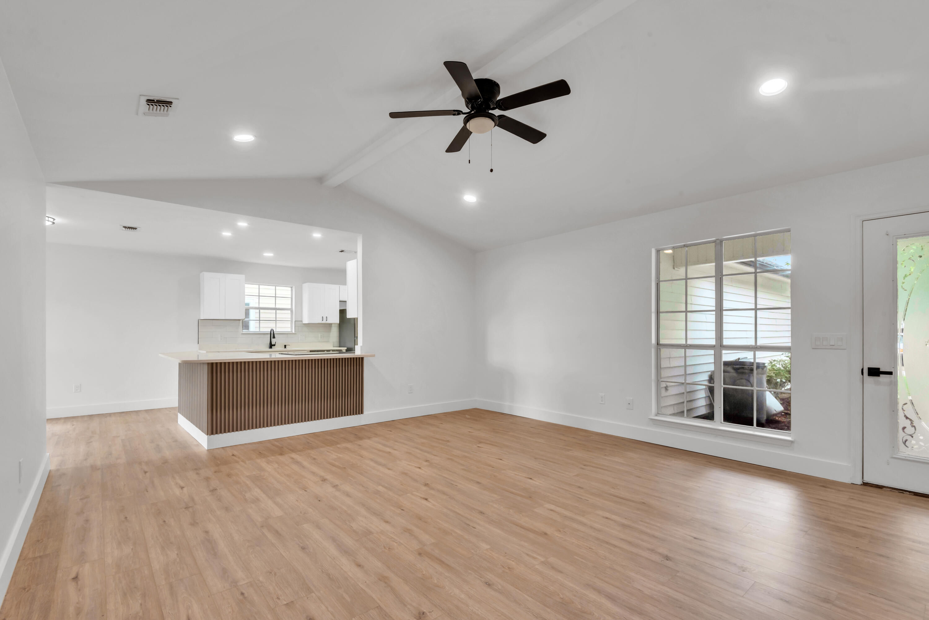 HERITAGE VILLAGE - Residential