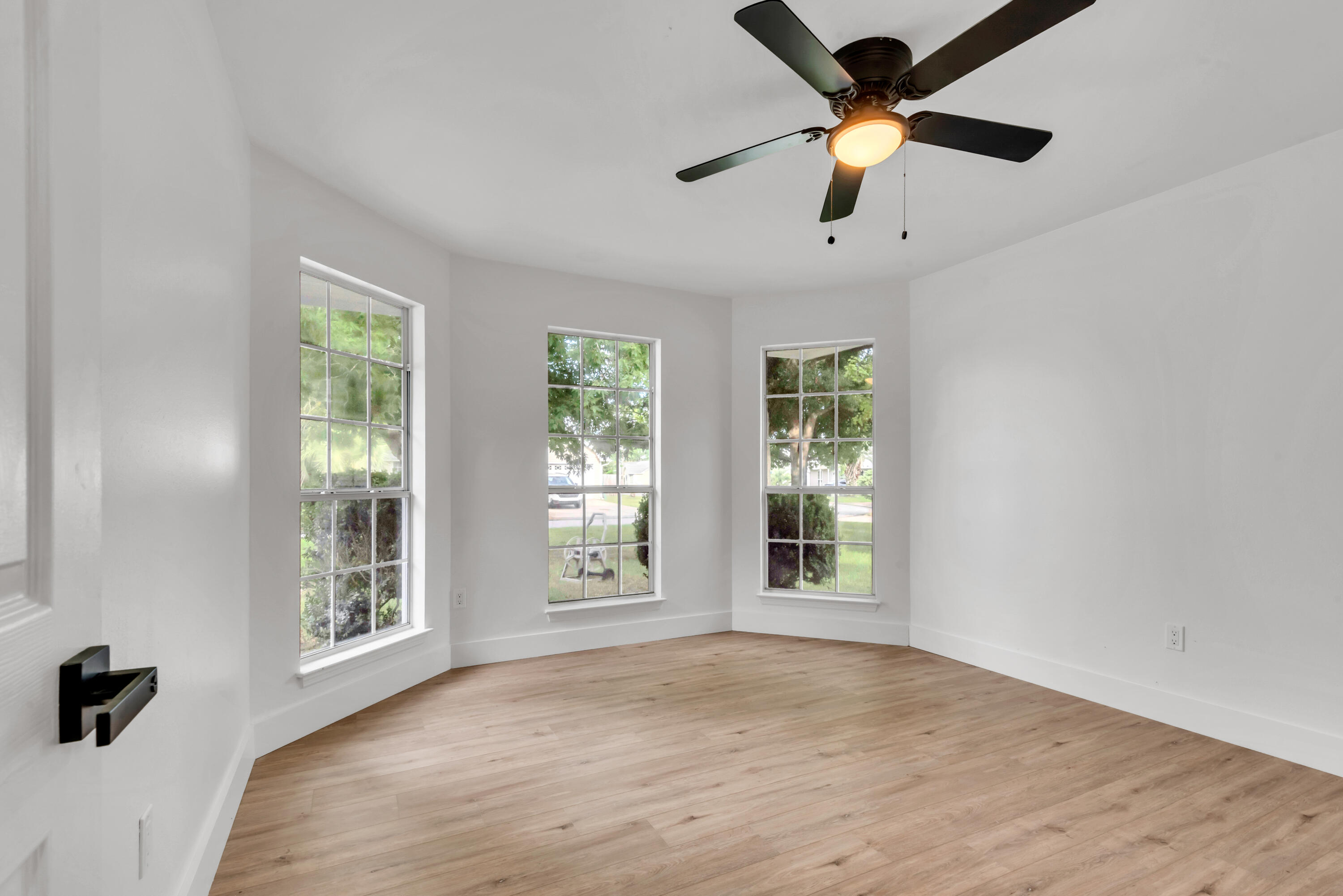 HERITAGE VILLAGE - Residential