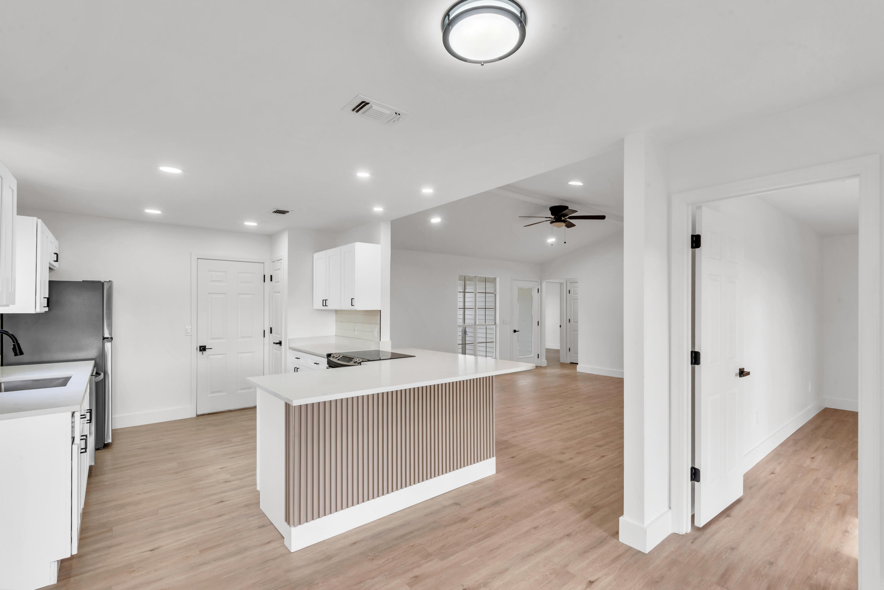 HERITAGE VILLAGE - Residential