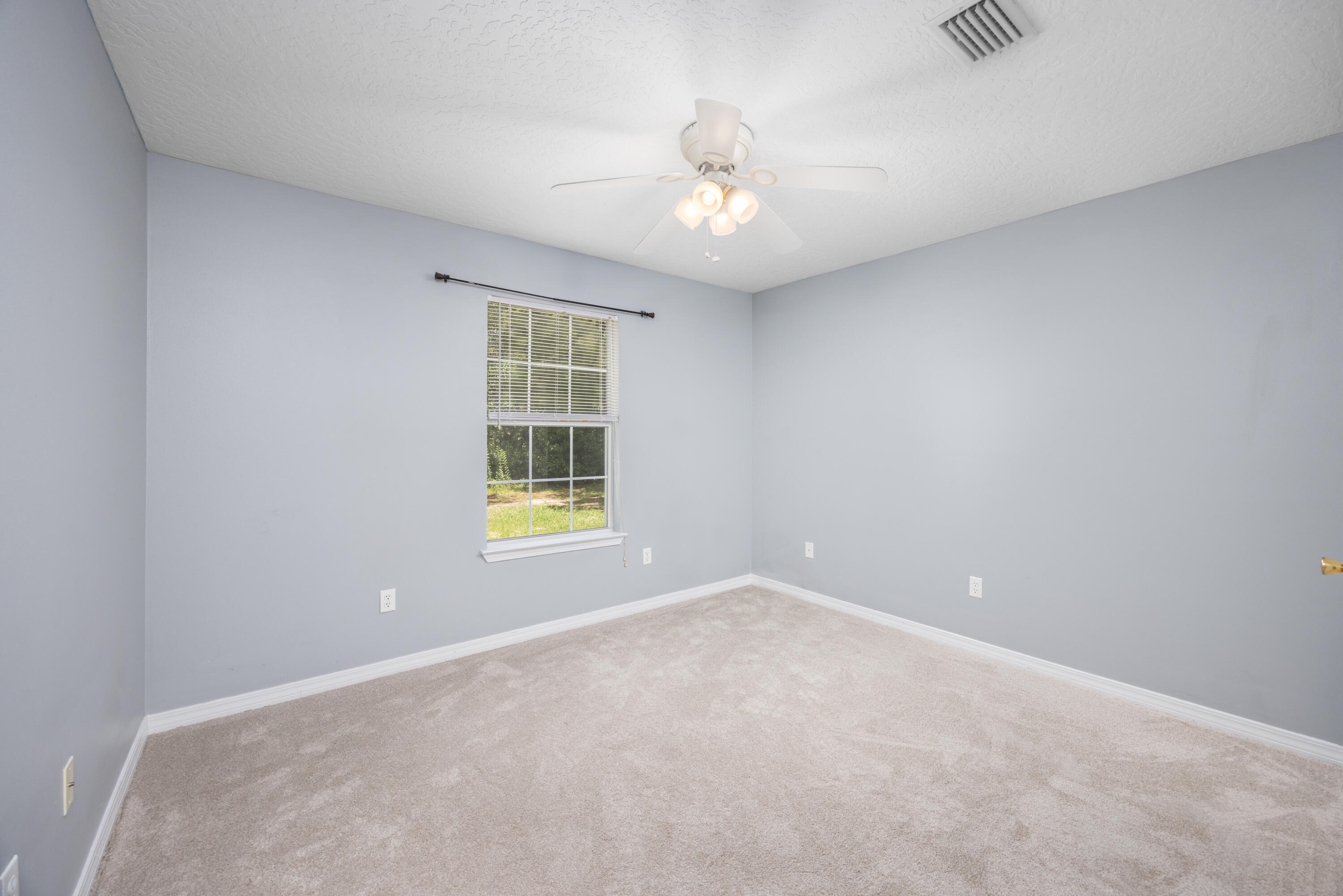 HOLLEY SHORES 1ST ADDN - Residential
