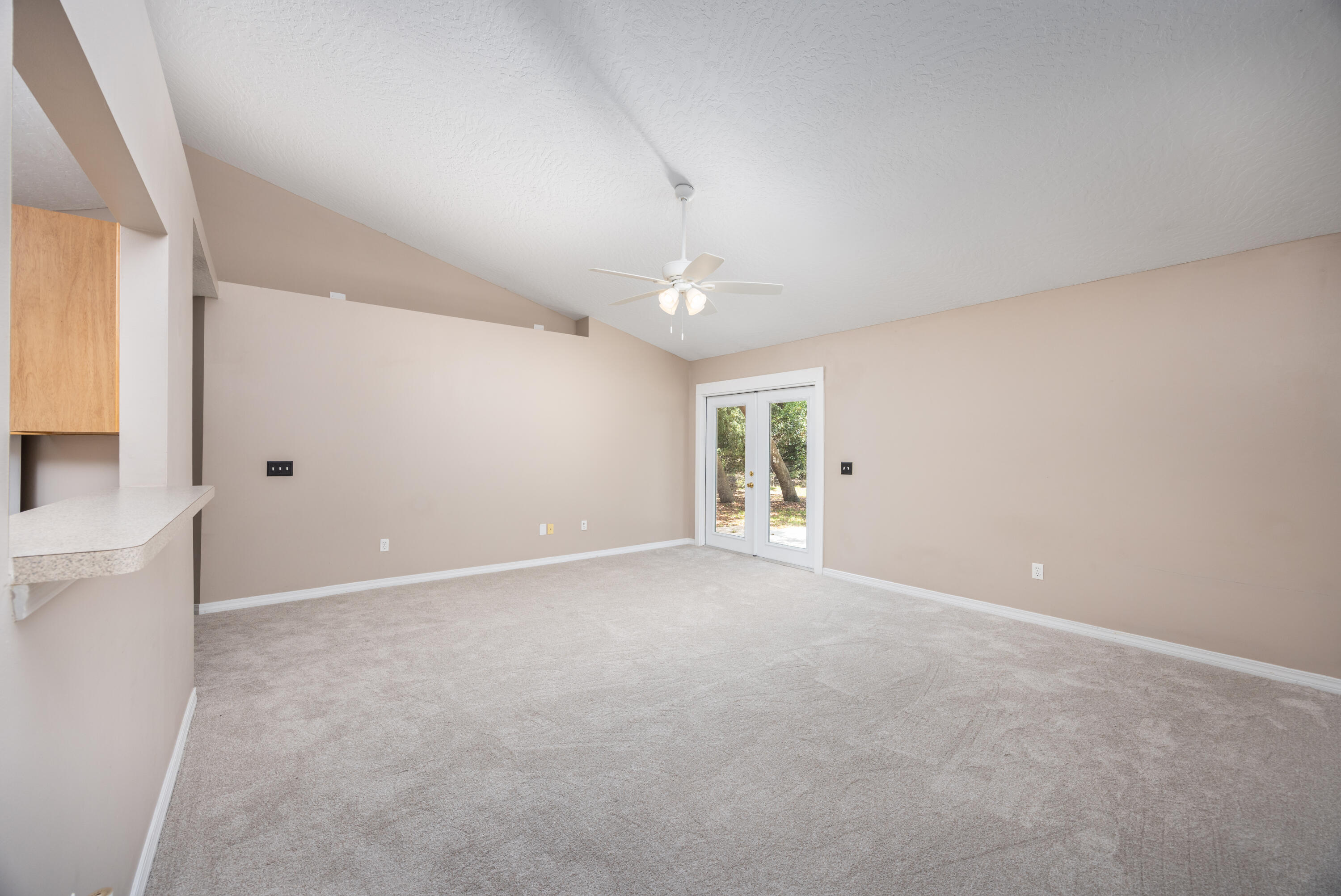 HOLLEY SHORES 1ST ADDN - Residential
