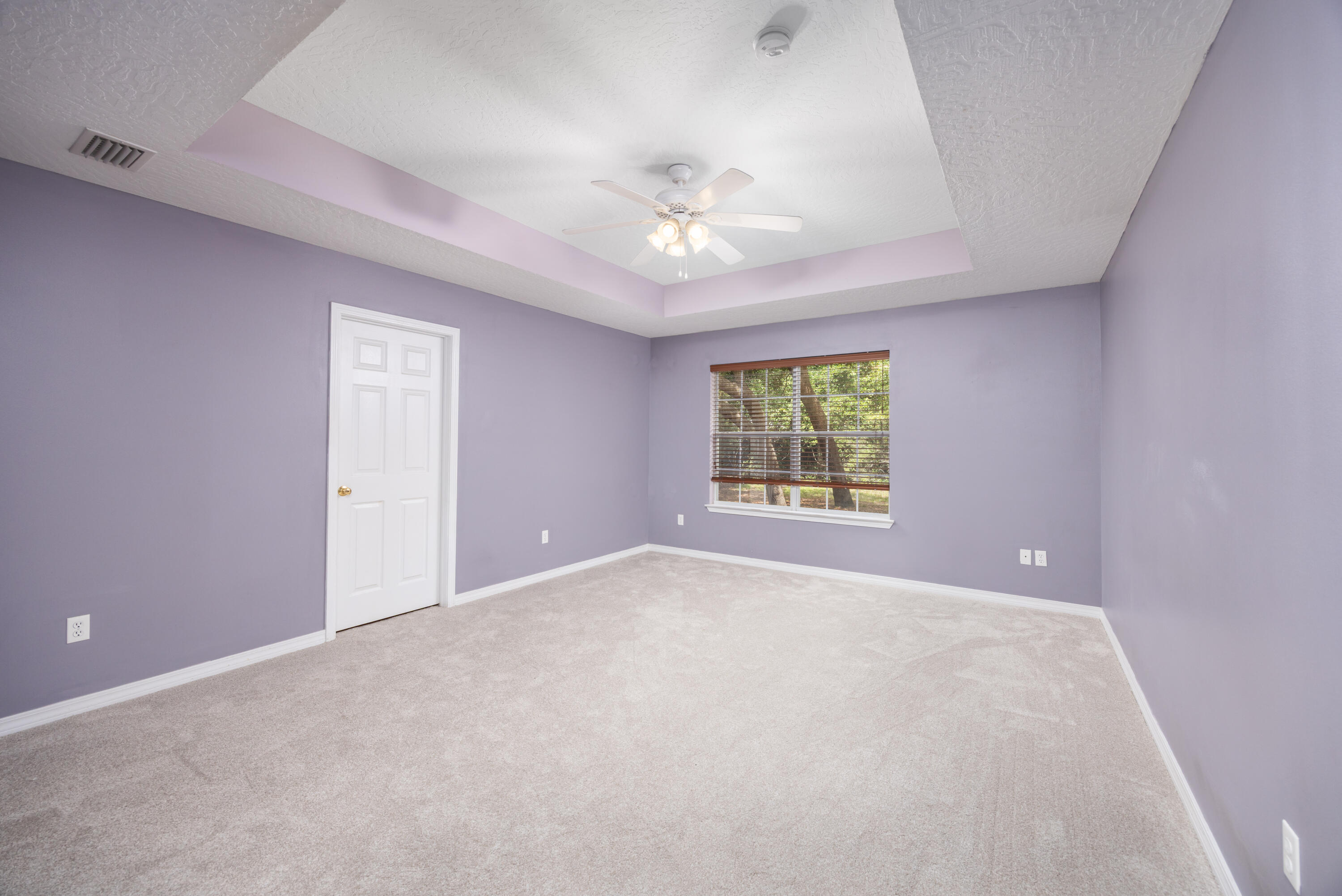 HOLLEY SHORES 1ST ADDN - Residential