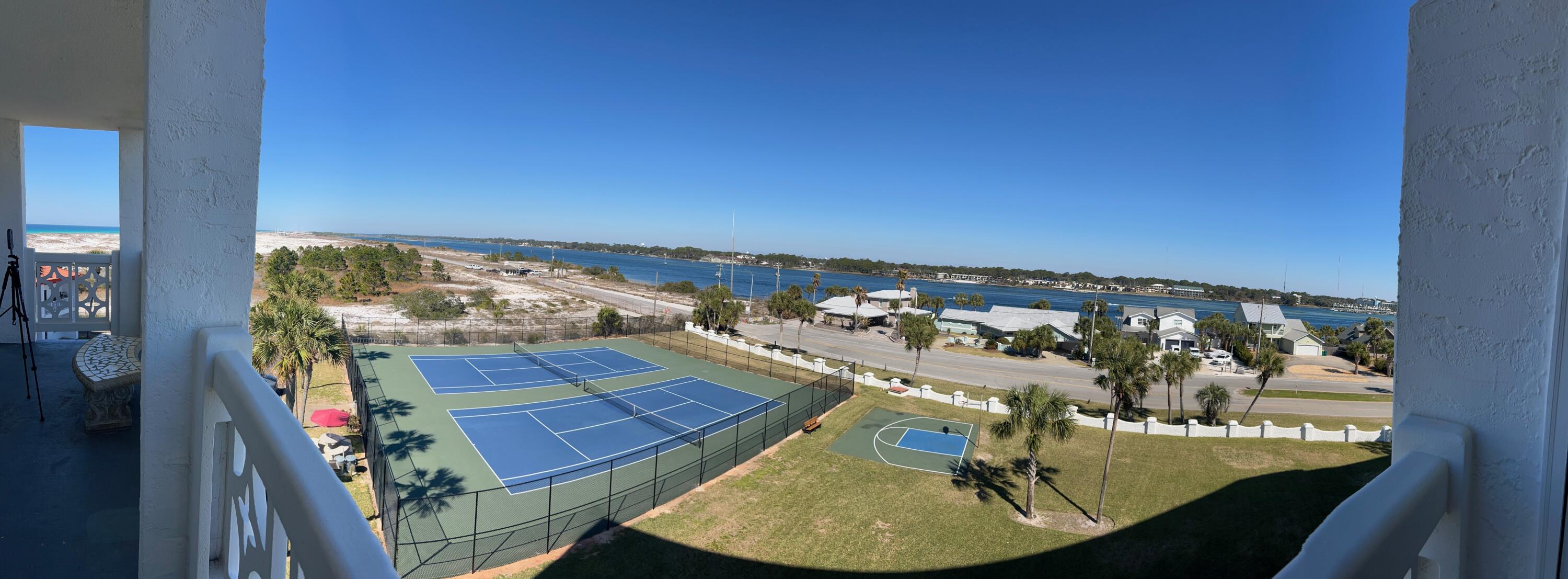 EL MATADOR CONDO - Residential