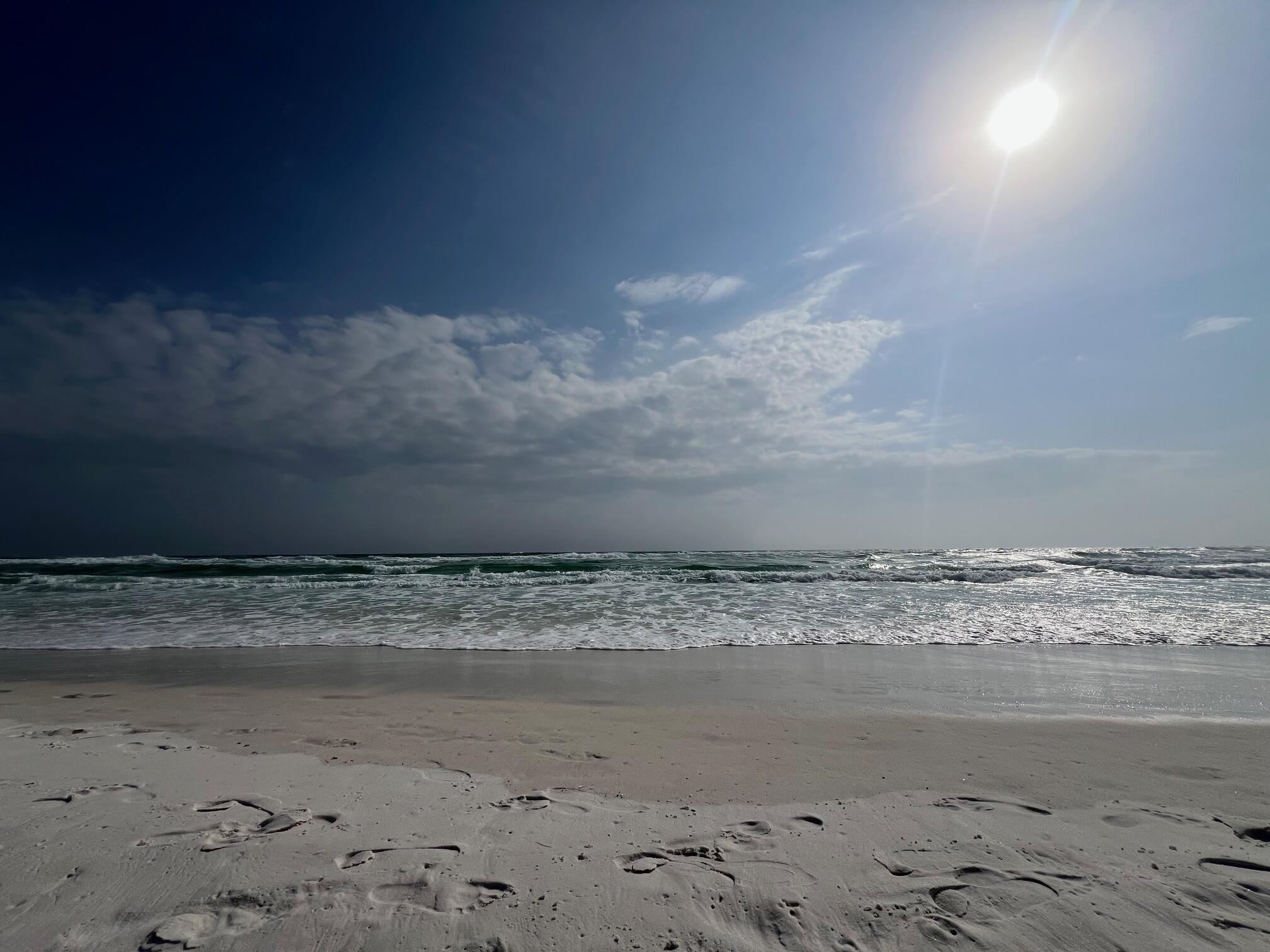 EL MATADOR CONDO - Residential