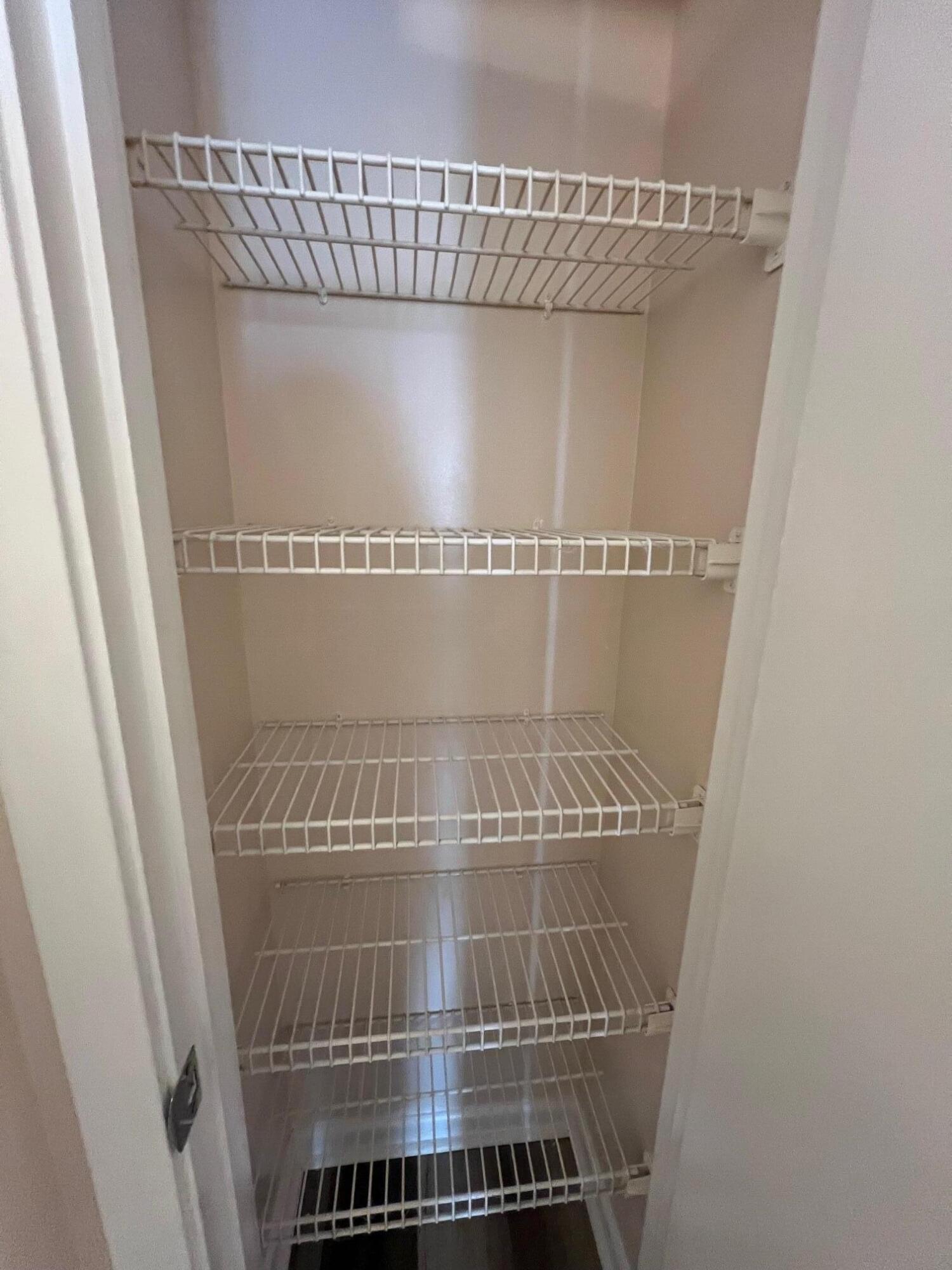 EL MATADOR CONDO - Residential