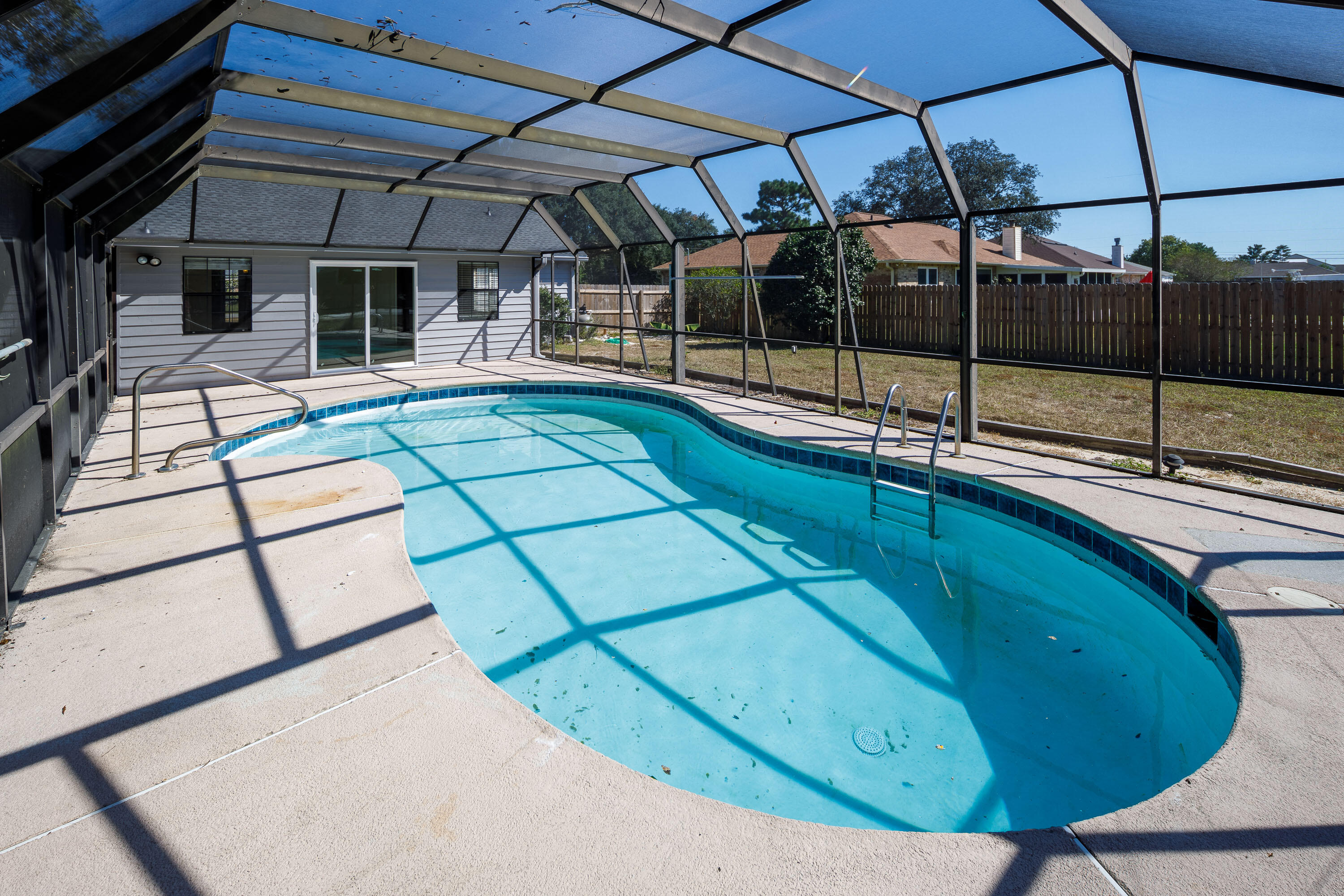 HOLLEY BY THE SEA - Residential