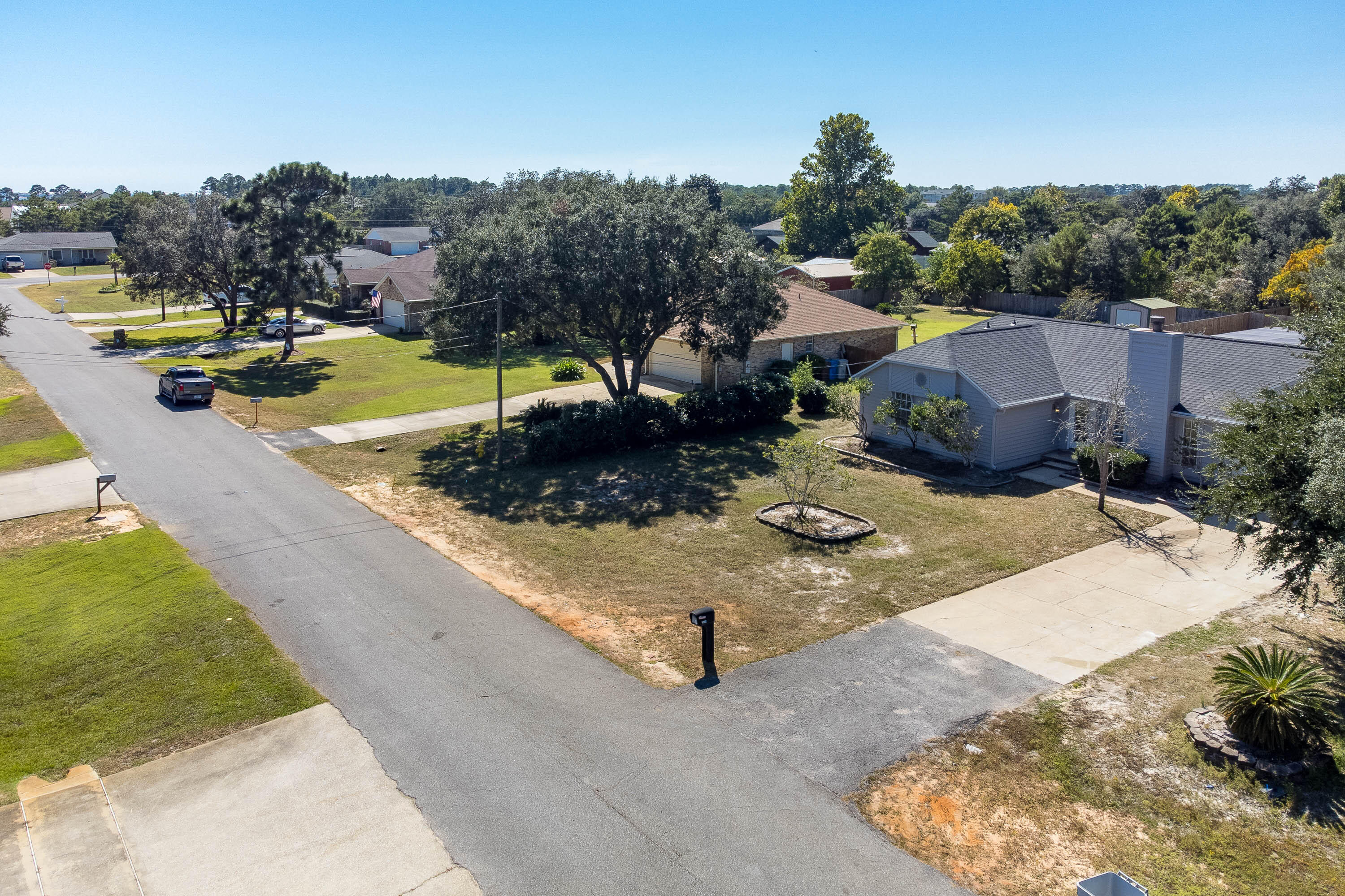 HOLLEY BY THE SEA - Residential