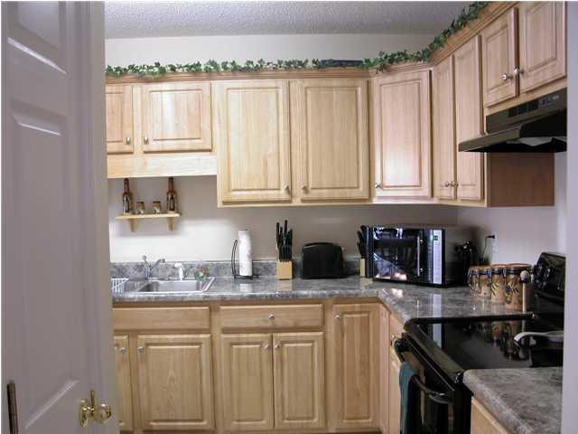 FAIRCHILD ESTATES - Residential Lease