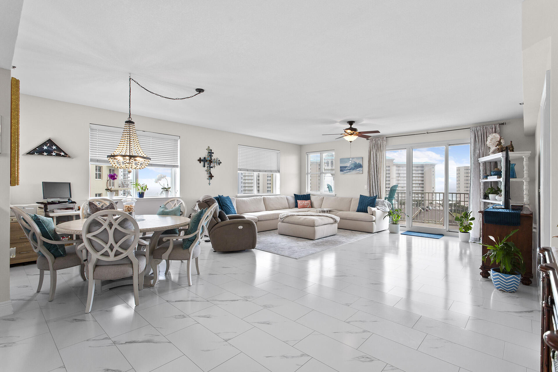 122 Seascape Drive 701