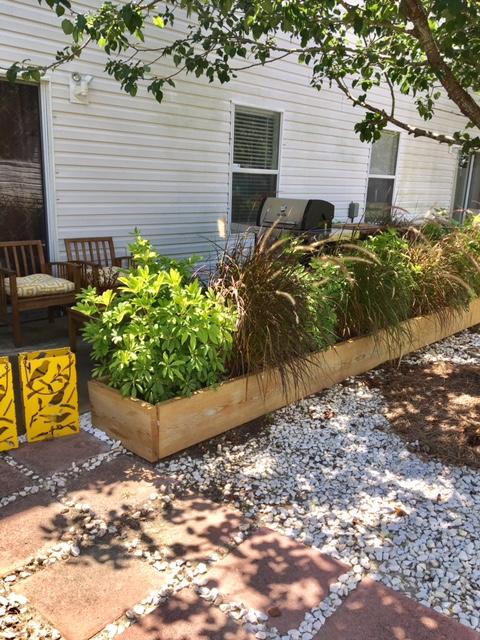 QUAIL LAKE - Residential