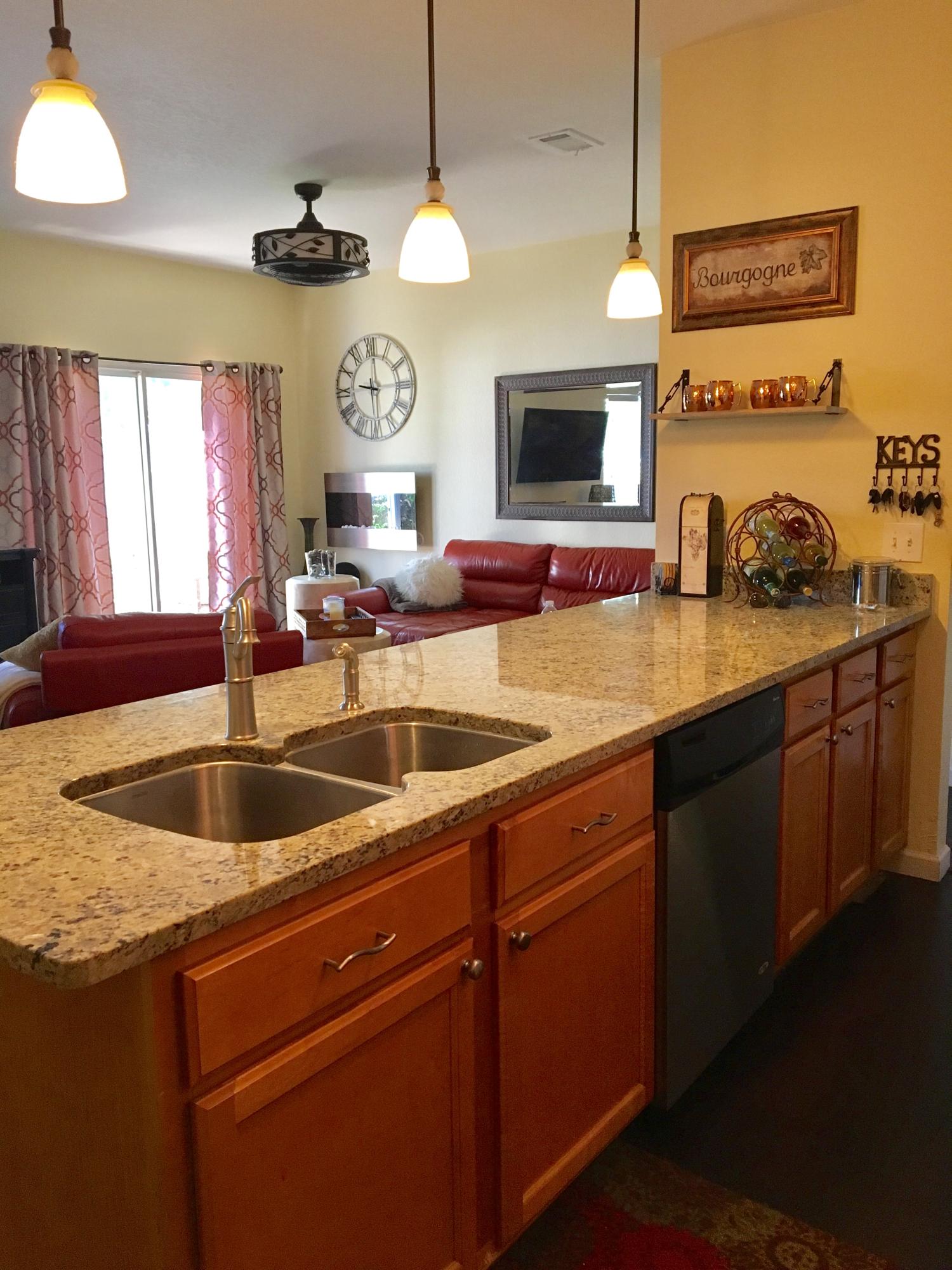 QUAIL LAKE - Residential