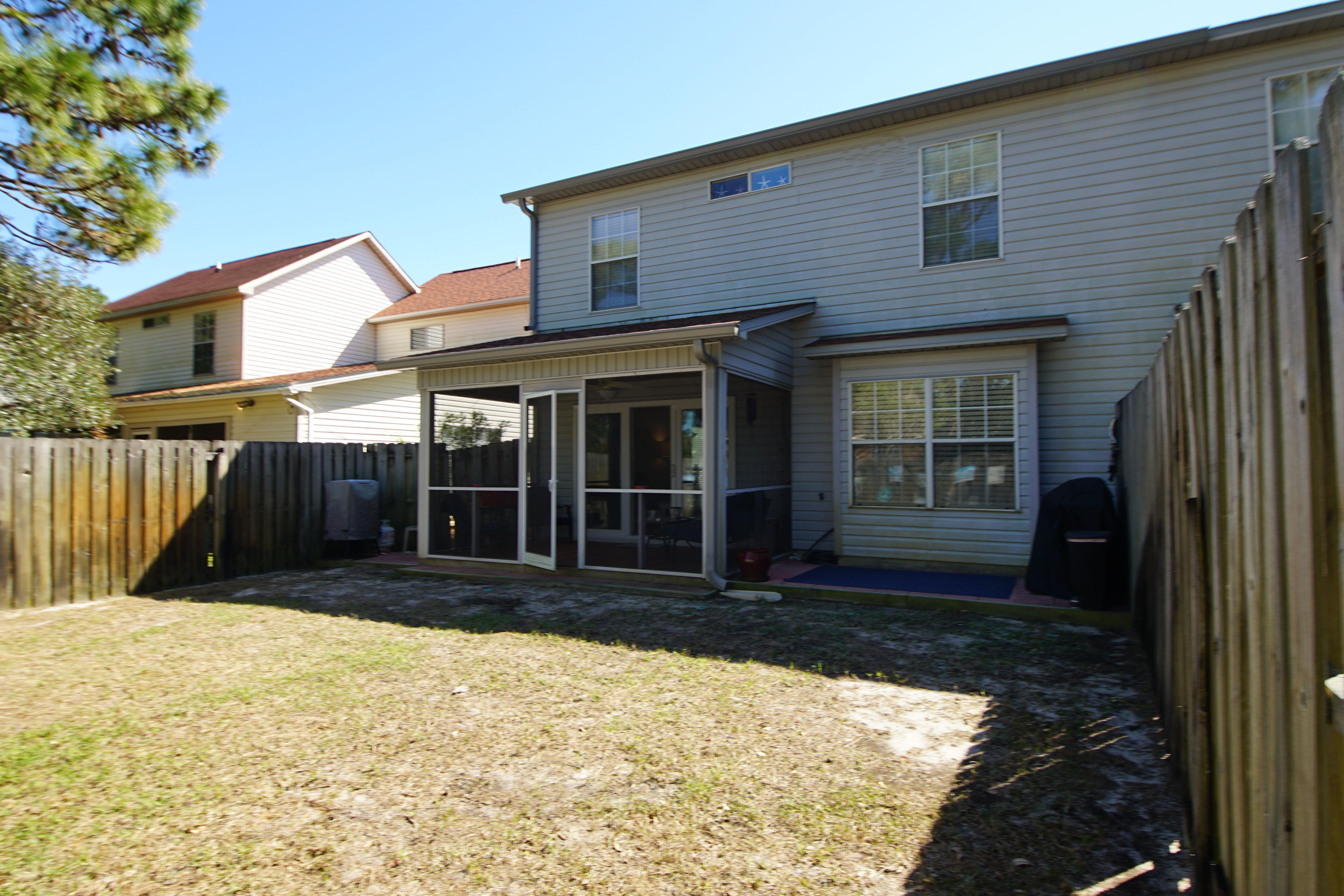 ESCADA - Residential