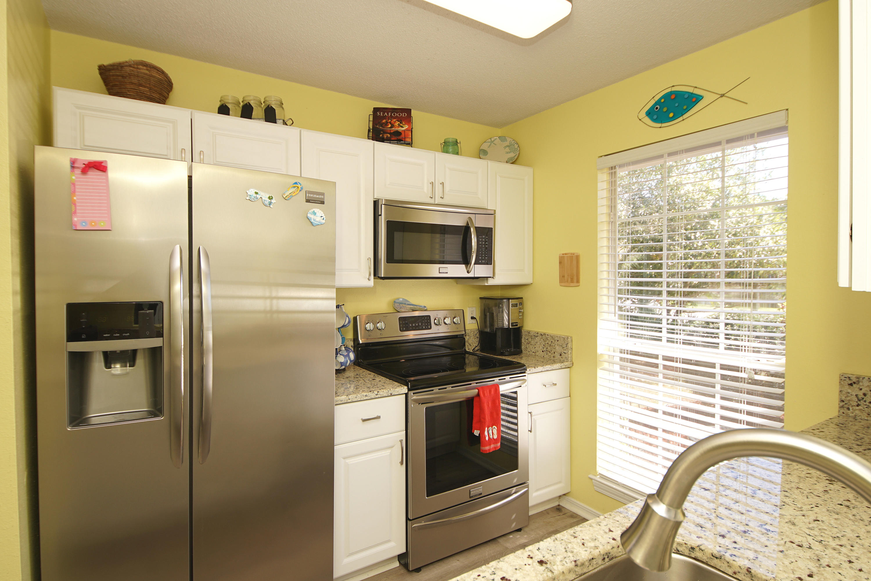 ESCADA - Residential