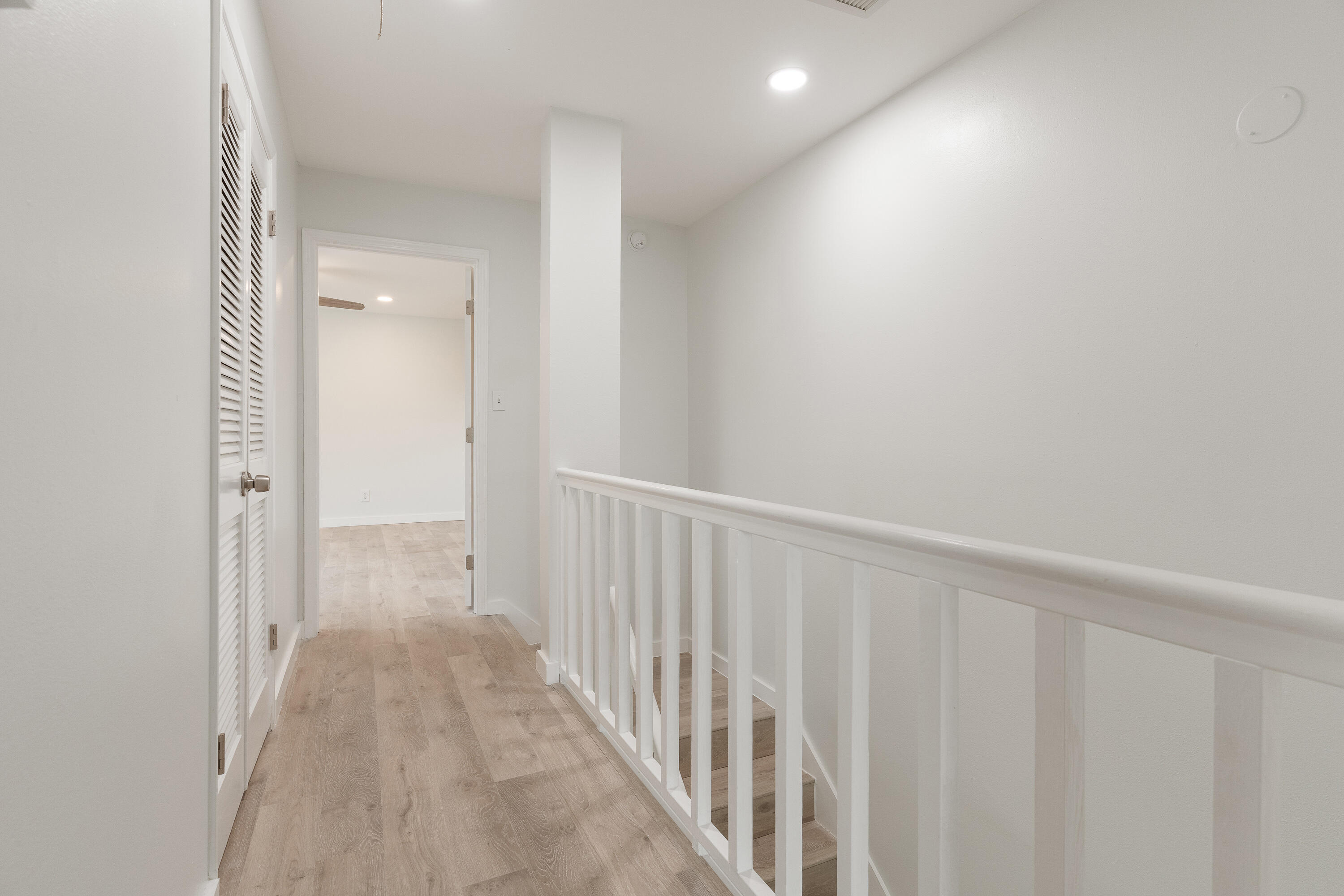 CLIPPER COVE T/H - Residential