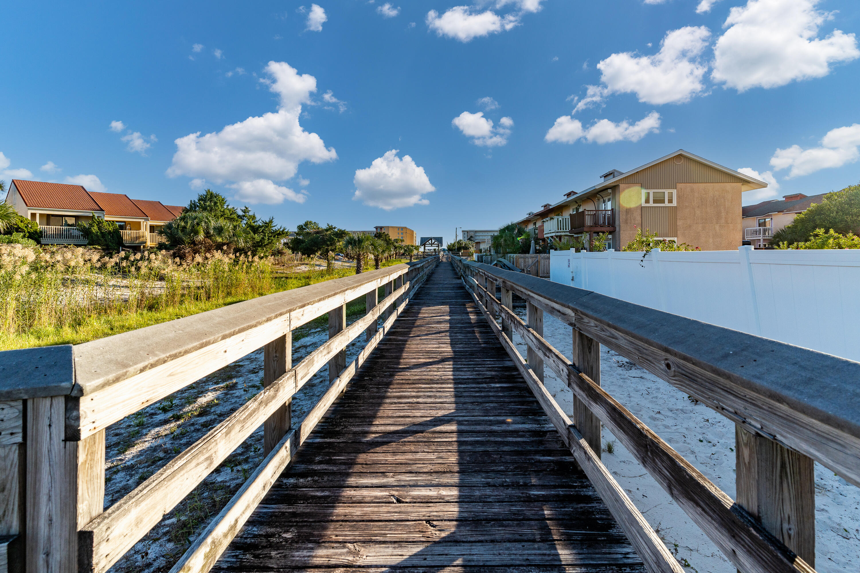 CLIPPER COVE T/H - Residential
