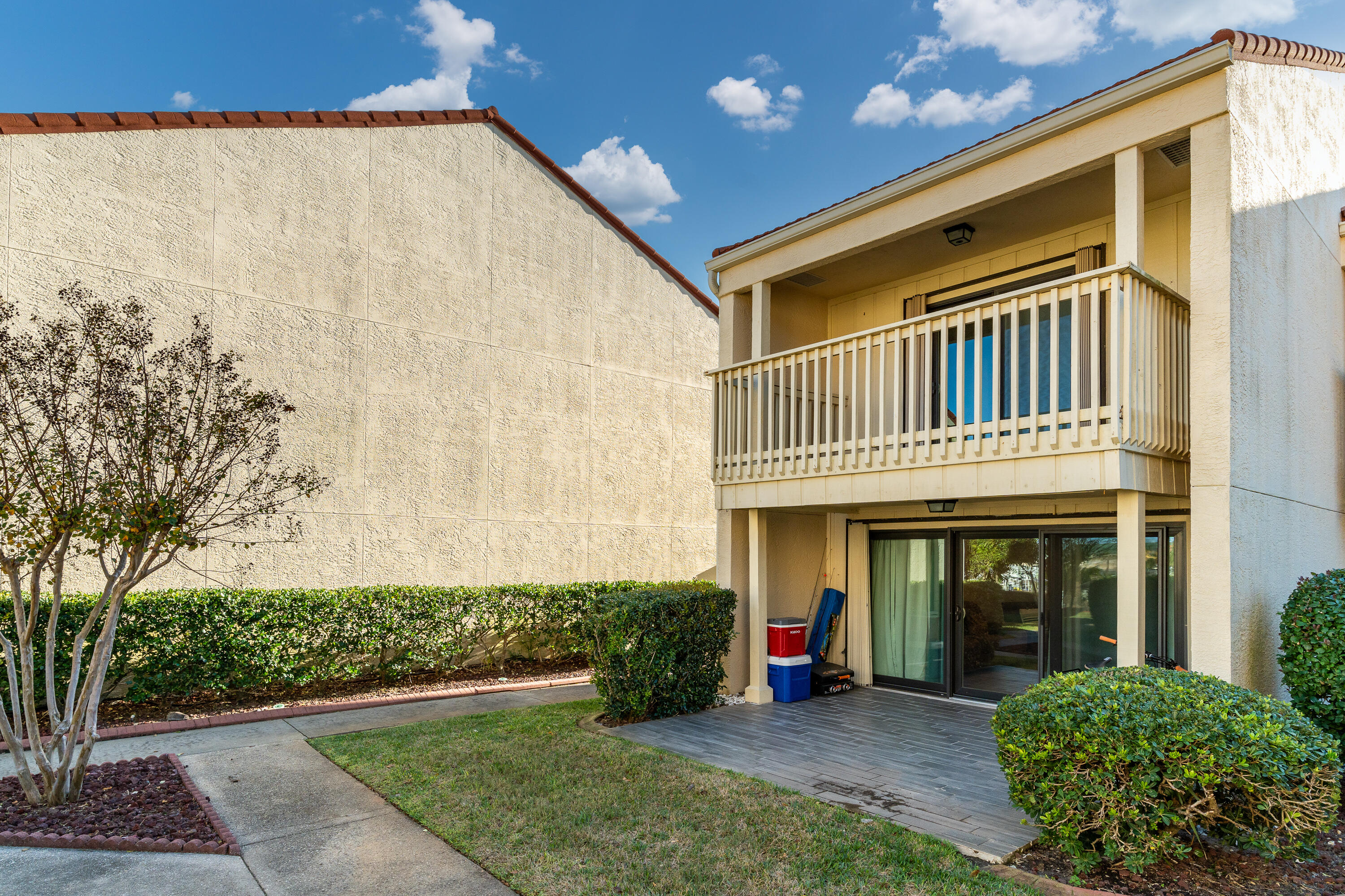 CLIPPER COVE T/H - Residential