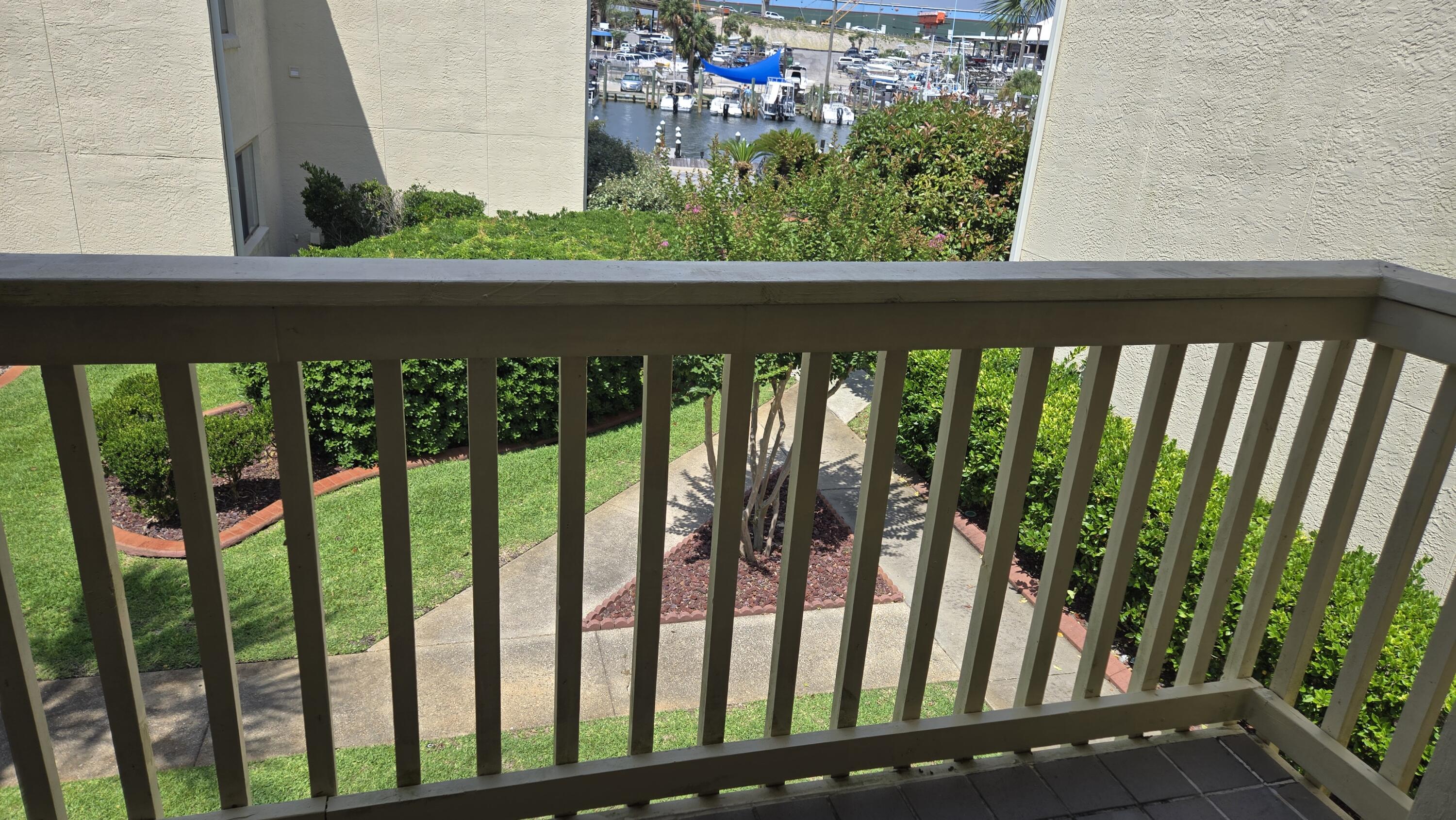 CLIPPER COVE T/H - Residential