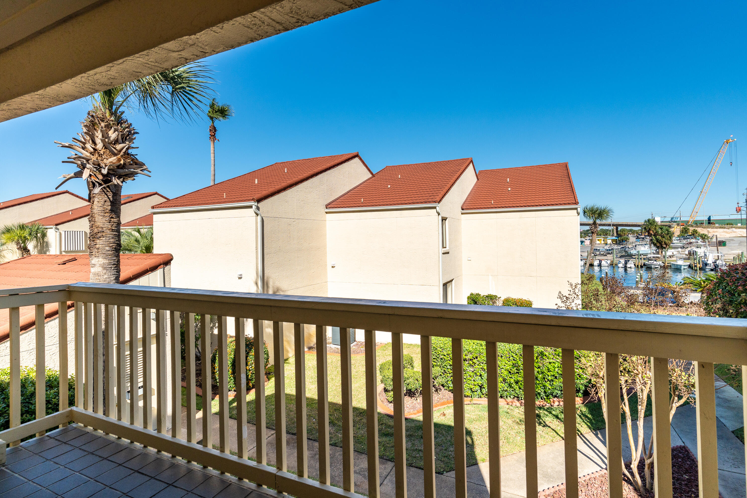 CLIPPER COVE T/H - Residential