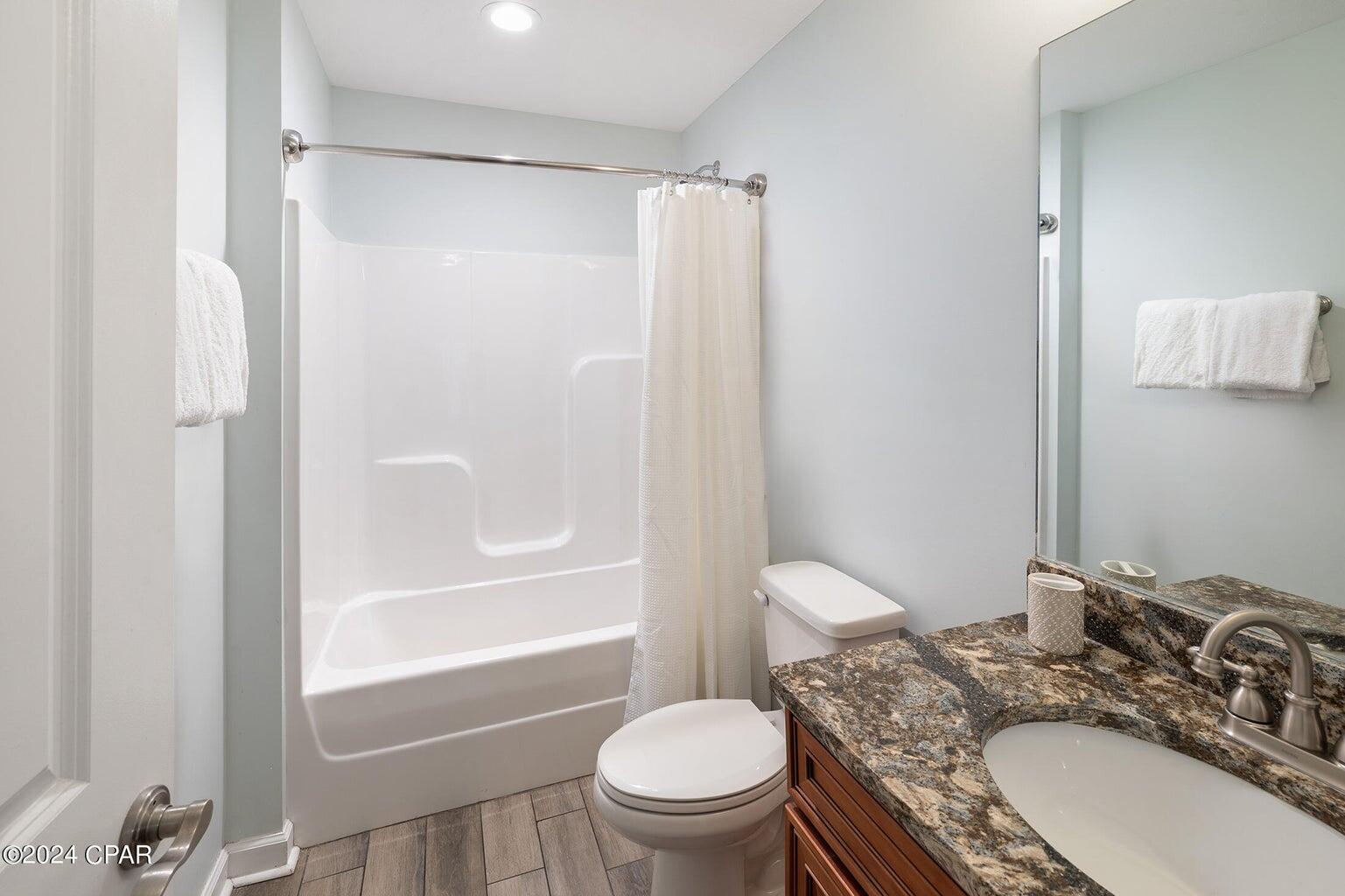MIRAMAR BEACH - Residential