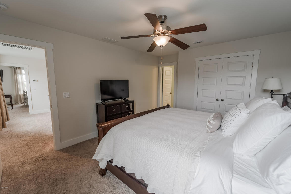 Breakfast point - Residential