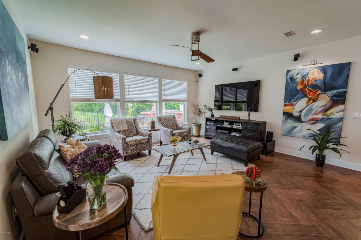 Breakfast point - Residential