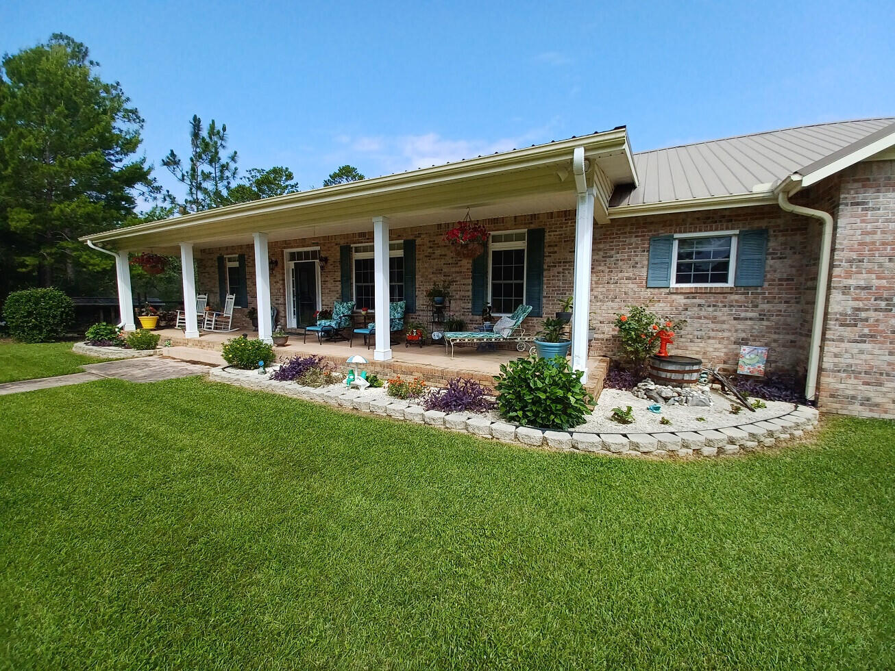 MIRROR LAKE - Residential