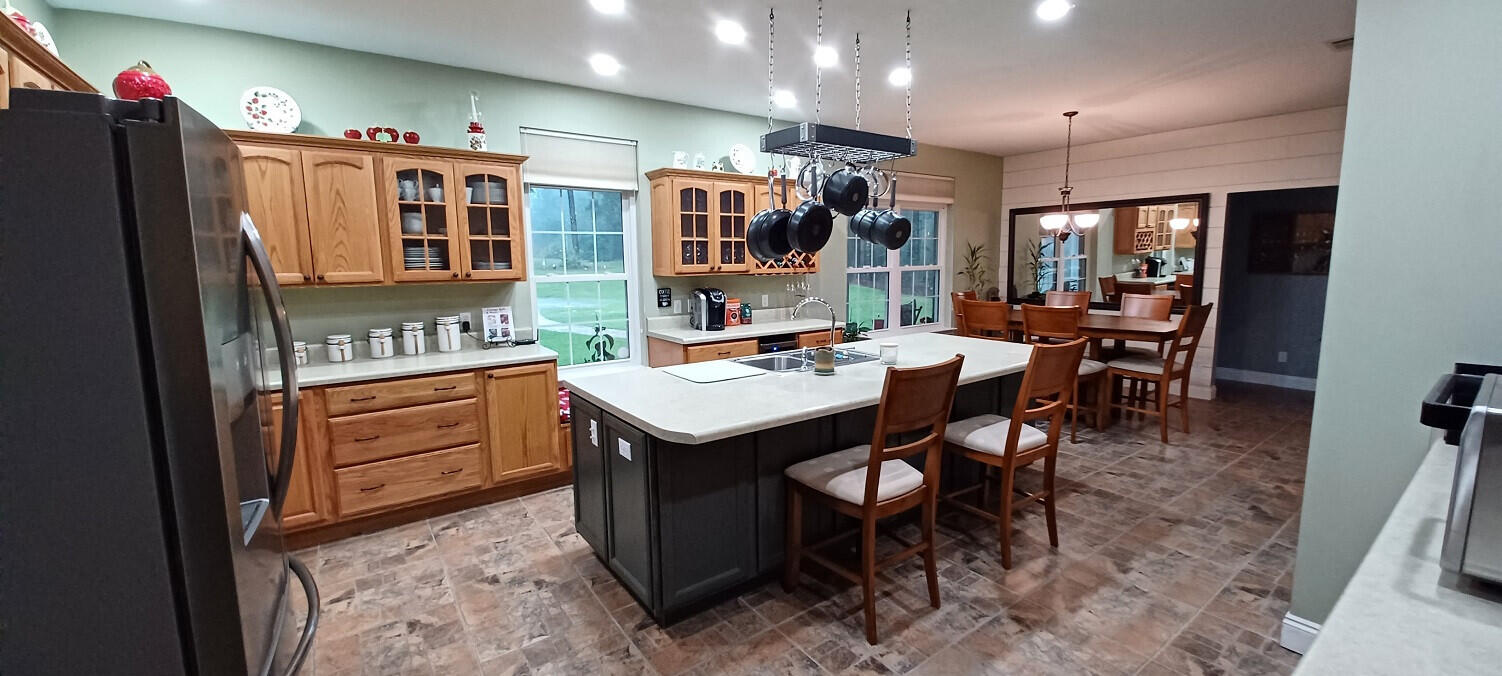 MIRROR LAKE - Residential