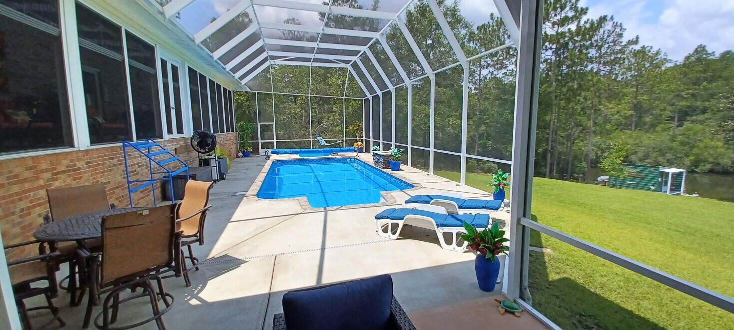 MIRROR LAKE - Residential