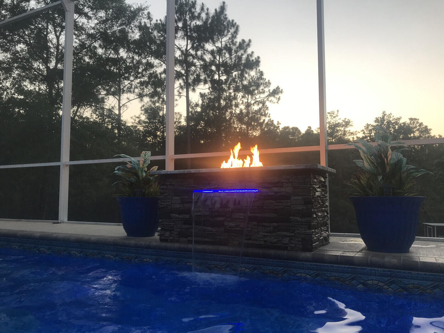 MIRROR LAKE - Residential