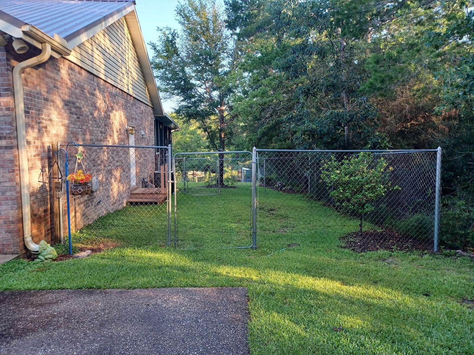 MIRROR LAKE - Residential