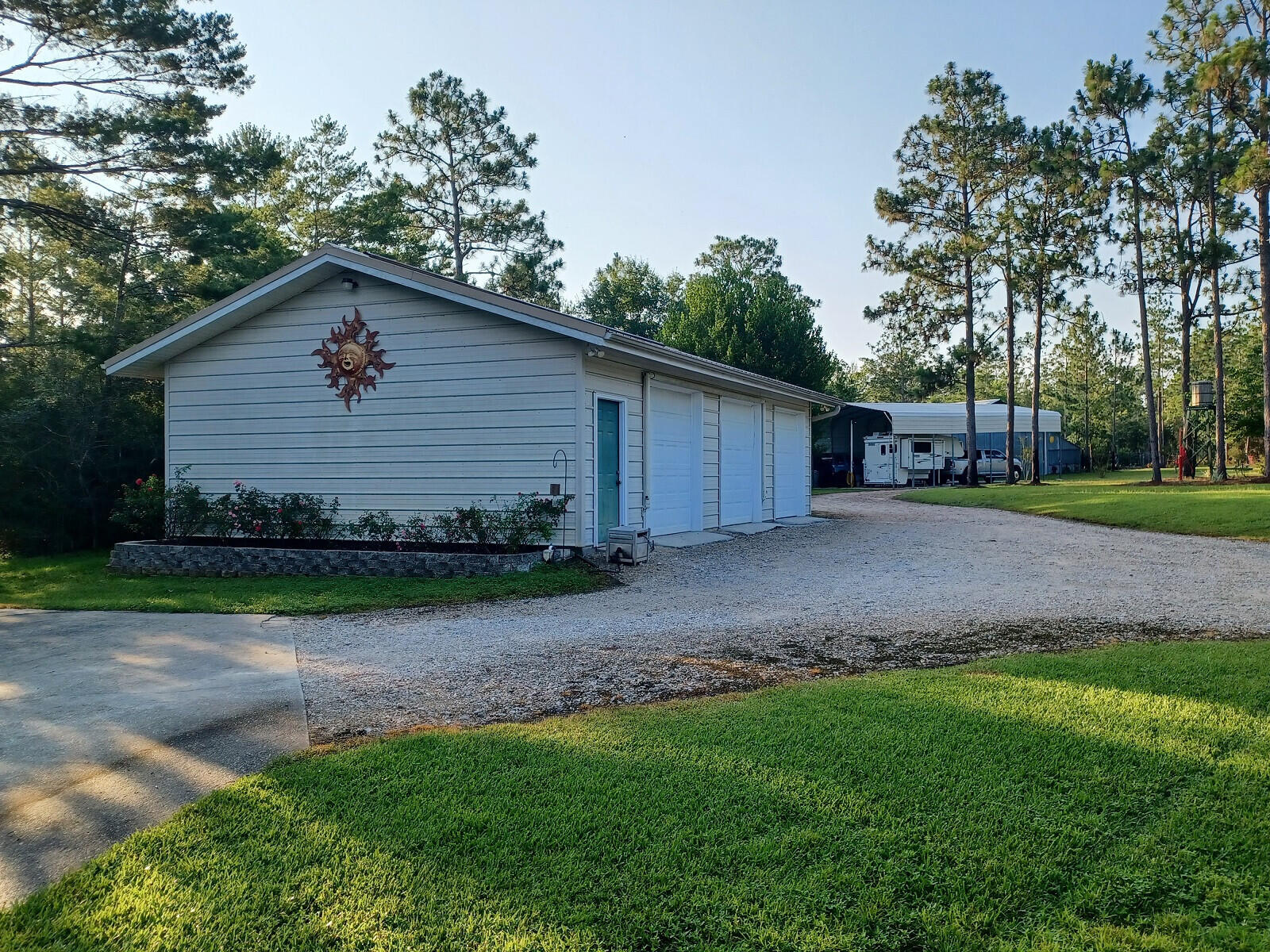 MIRROR LAKE - Residential