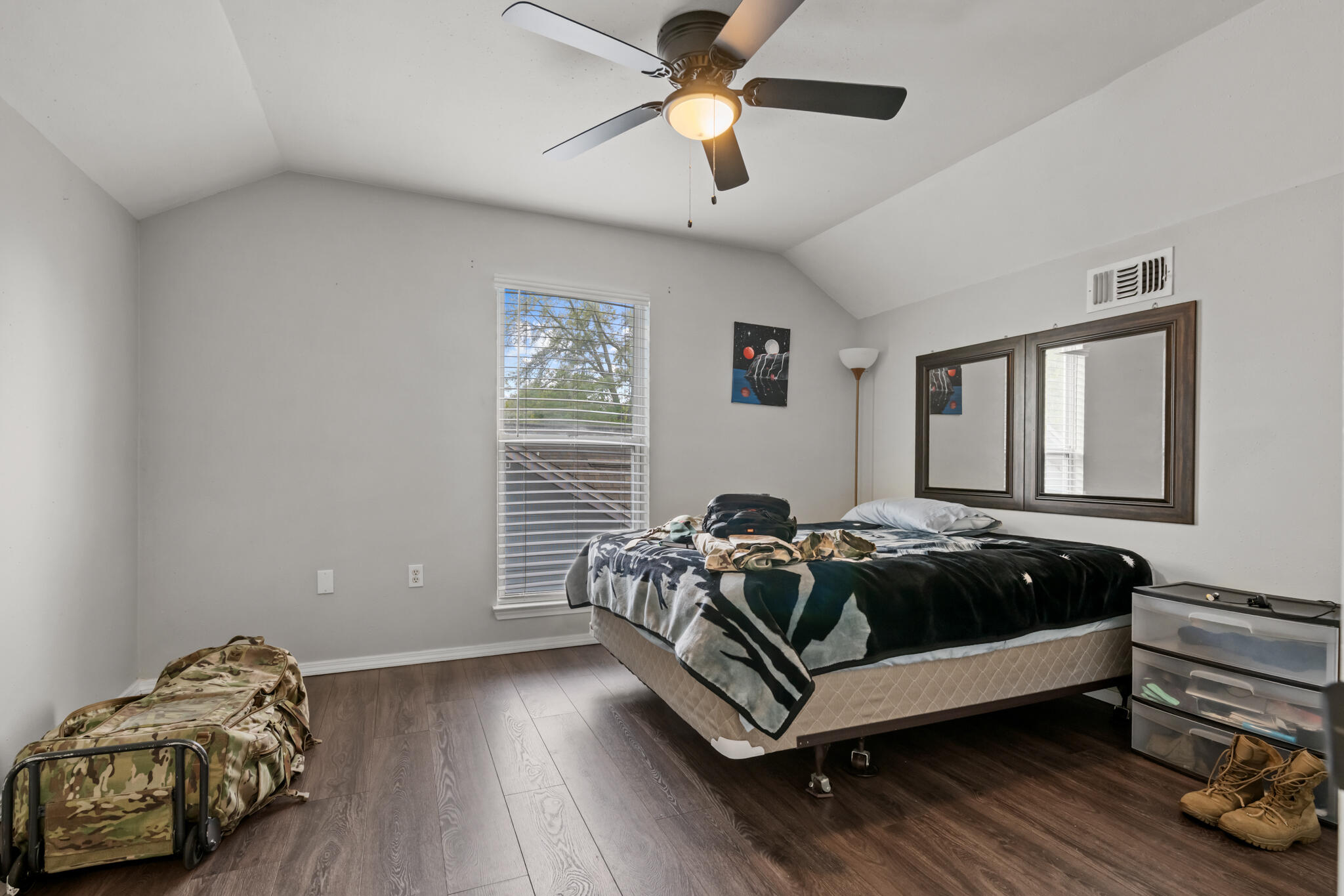 INDIGO VILLAGE LOT 11 BLK A - Residential