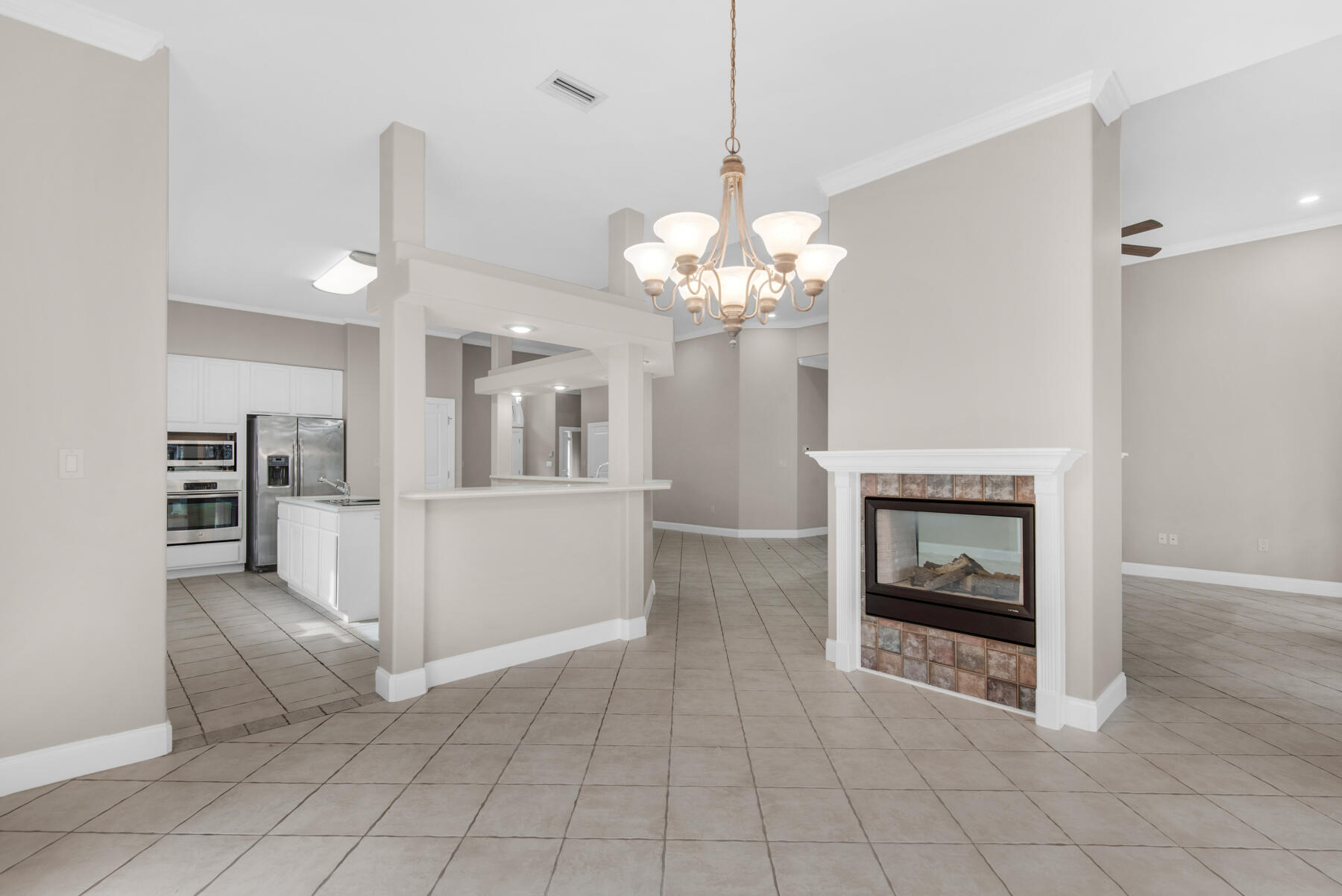 EMERALD LAKES PH 2 - Residential