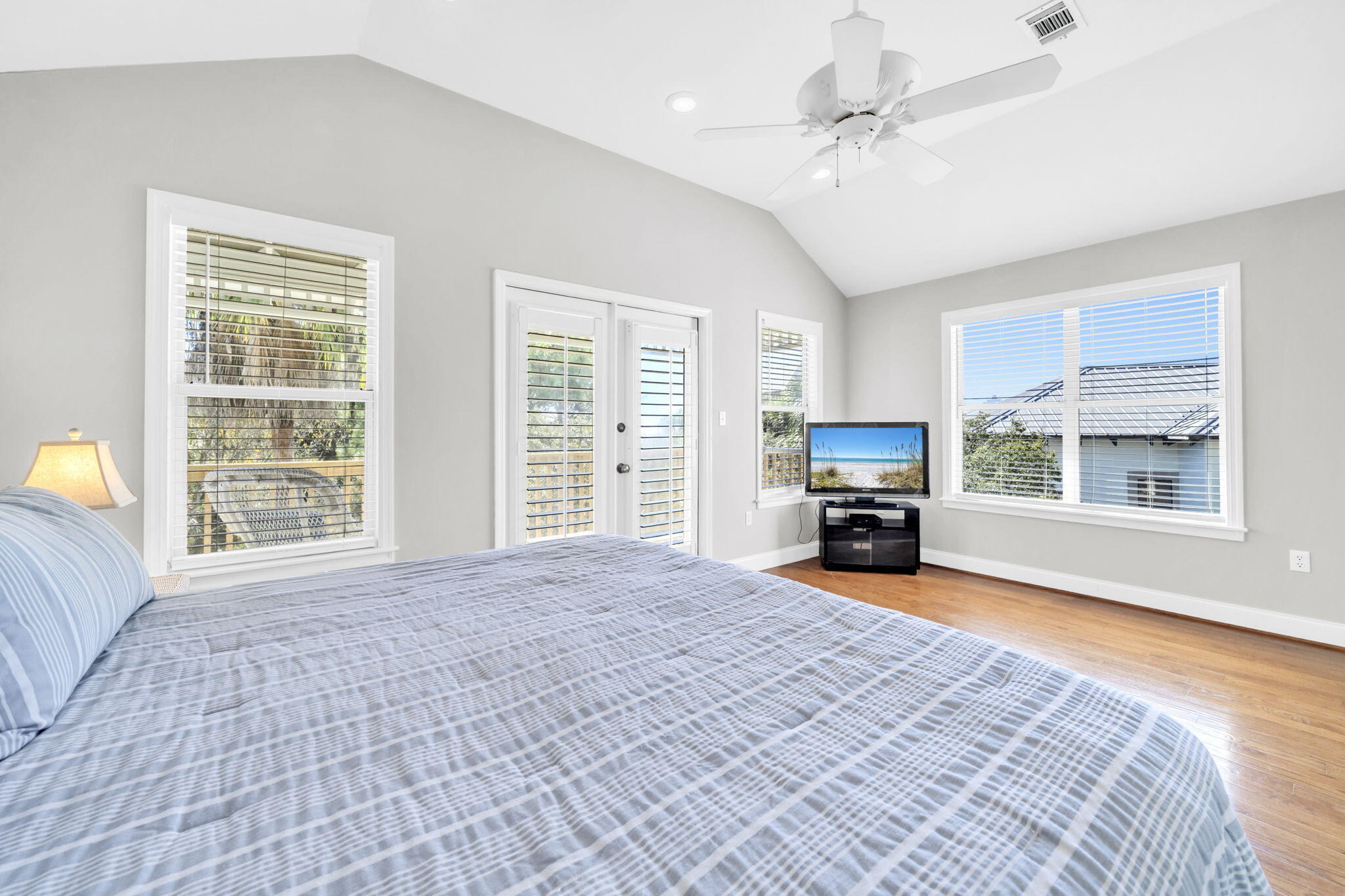 CALYPSO POINTE - Residential