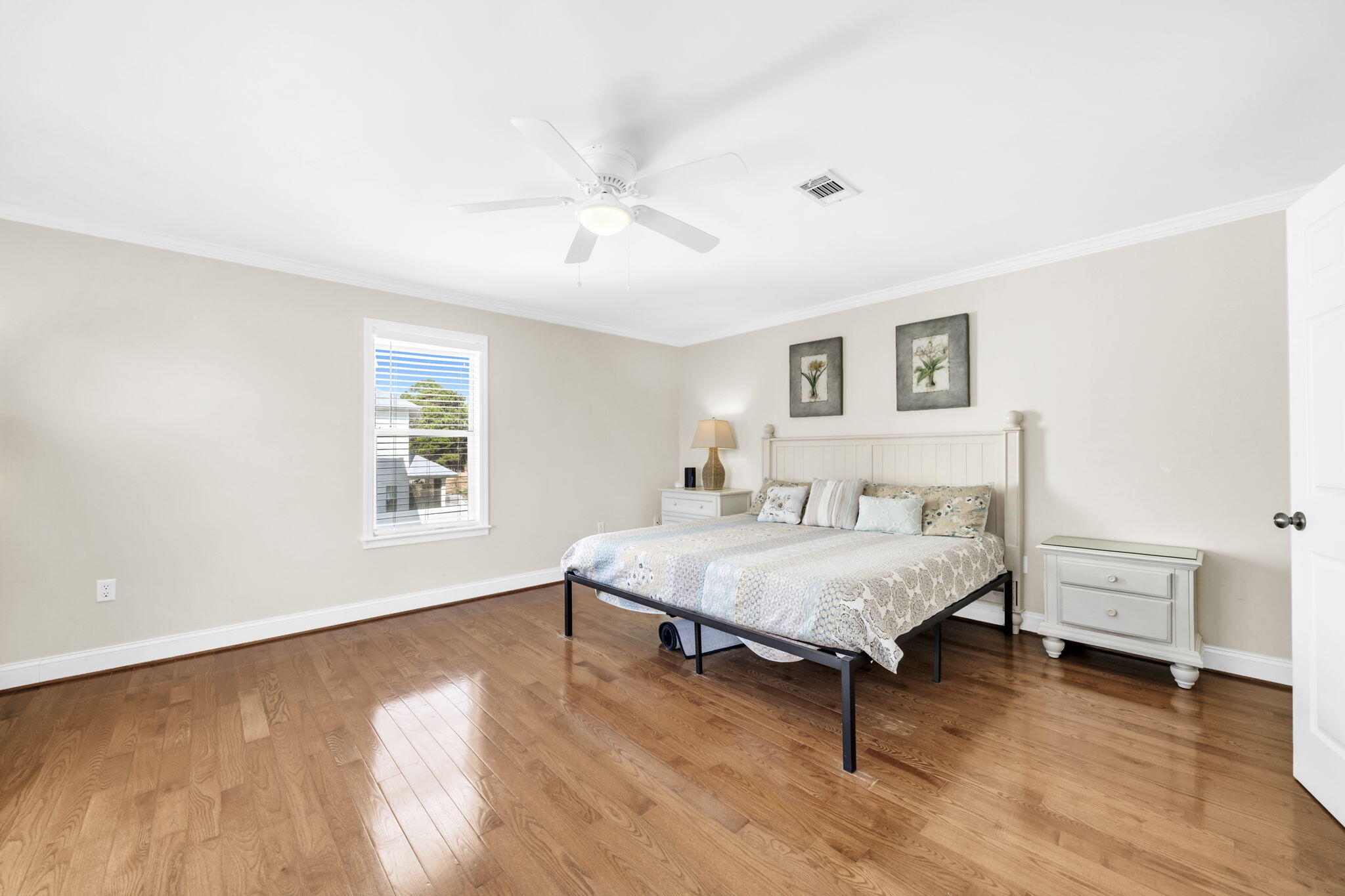 CALYPSO POINTE - Residential