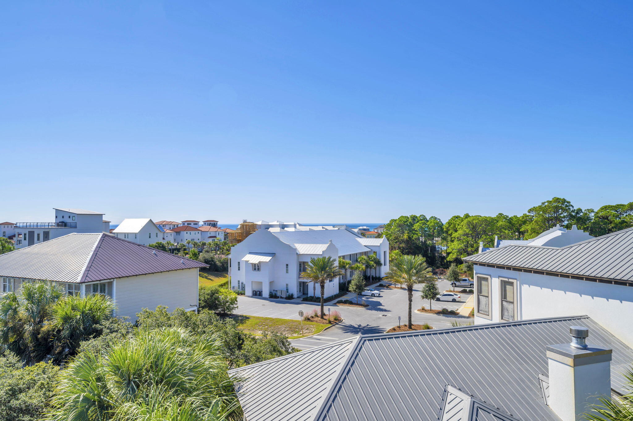 CALYPSO POINTE - Residential