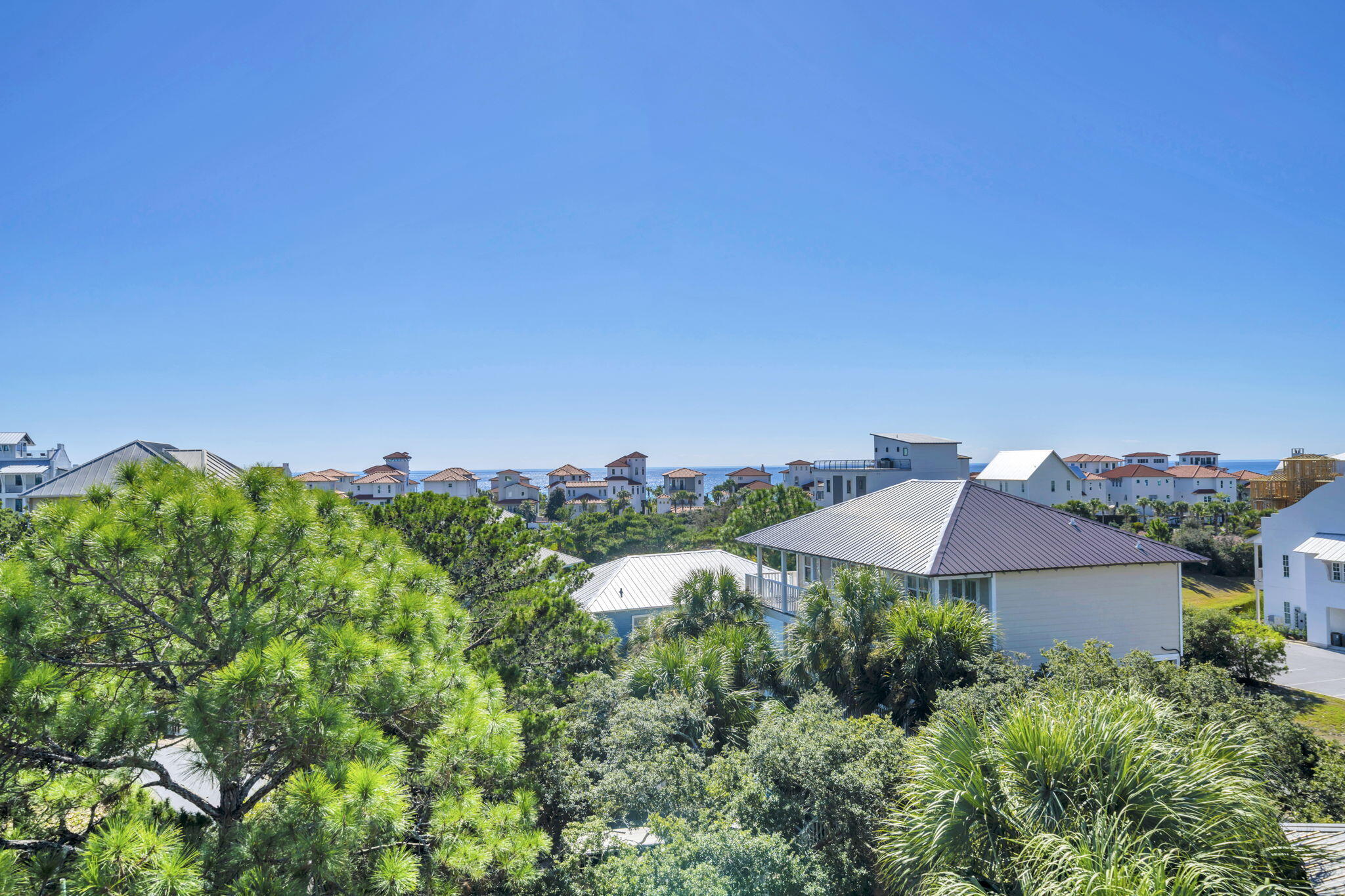 CALYPSO POINTE - Residential