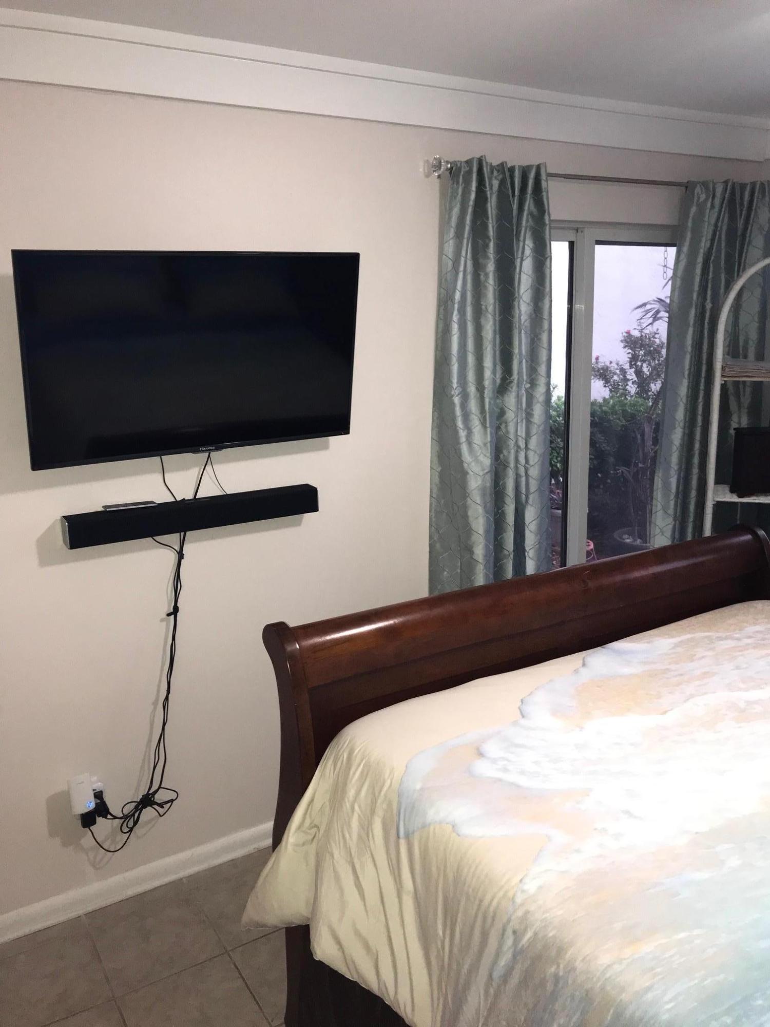 POOLSIDE VILLAS CONDO - Residential