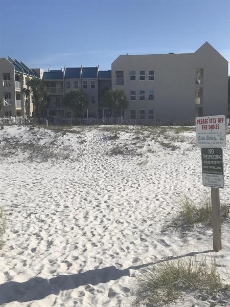 POOLSIDE VILLAS CONDO - Residential