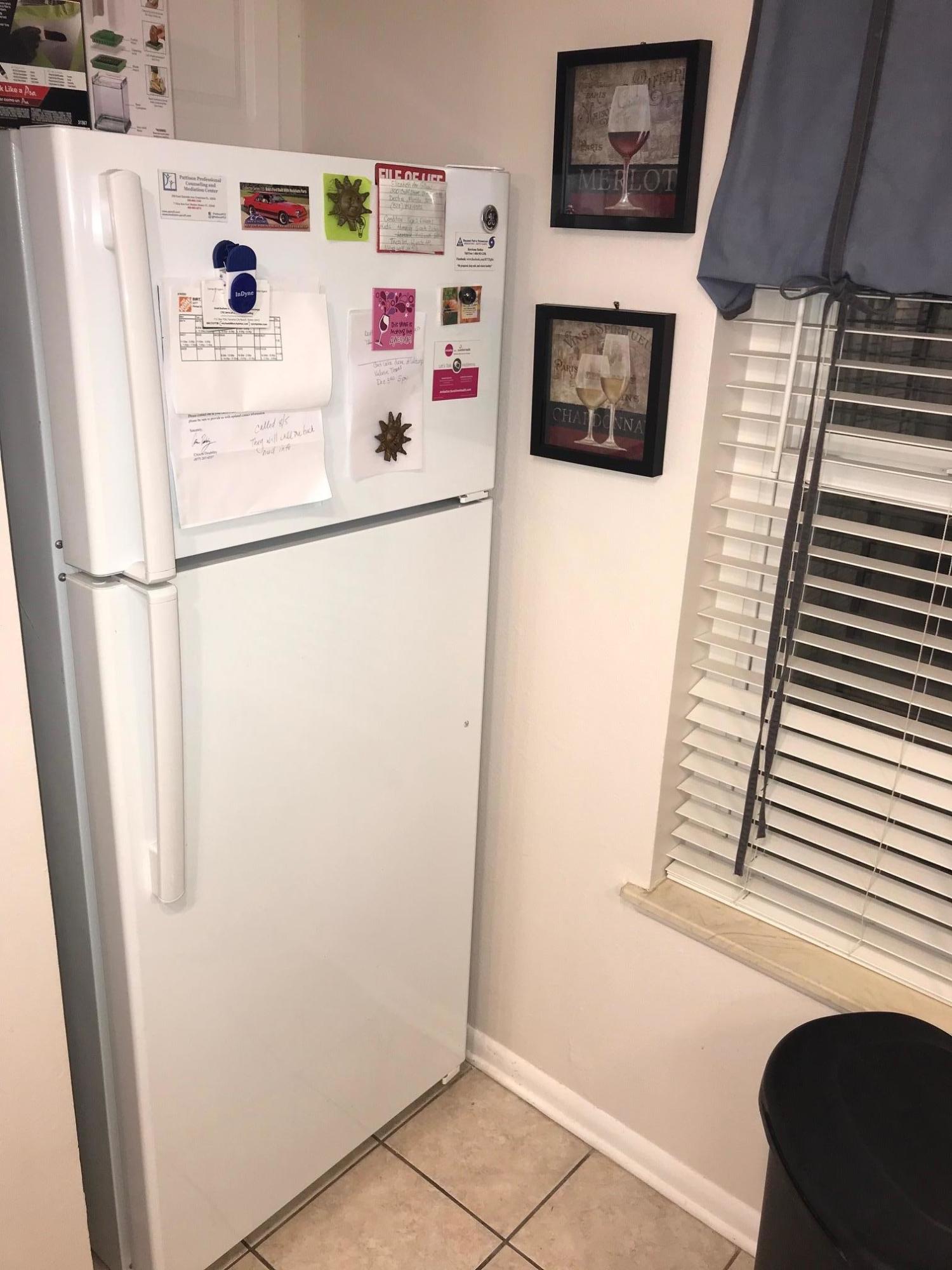 POOLSIDE VILLAS CONDO - Residential