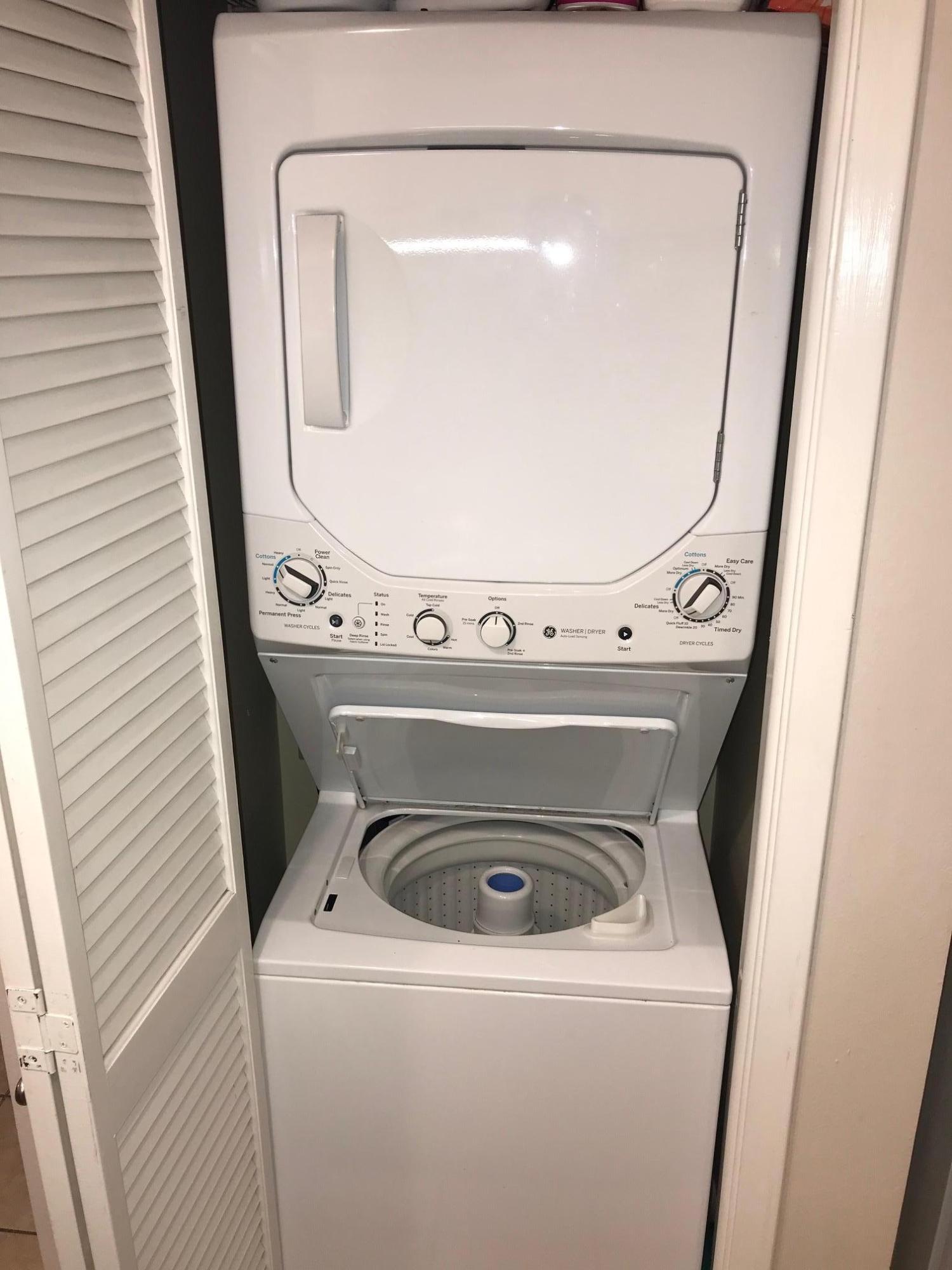 POOLSIDE VILLAS CONDO - Residential