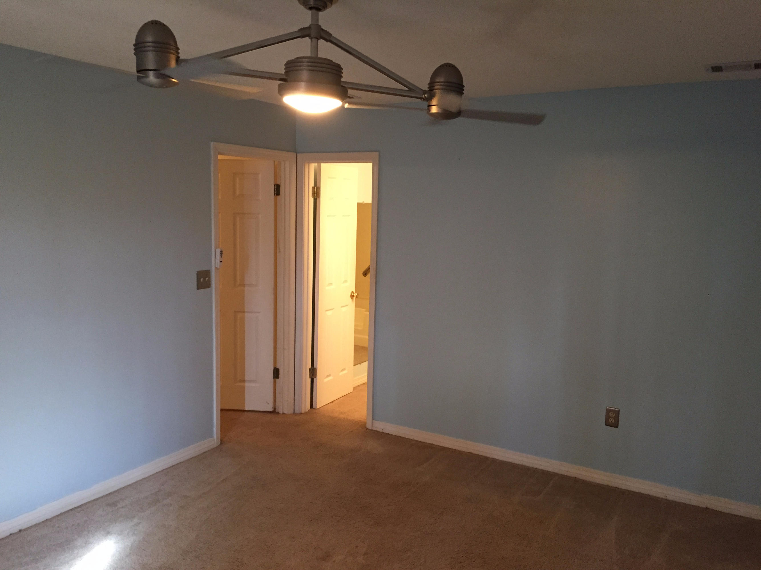 COUNTRYVIEW OAKS - Residential Lease