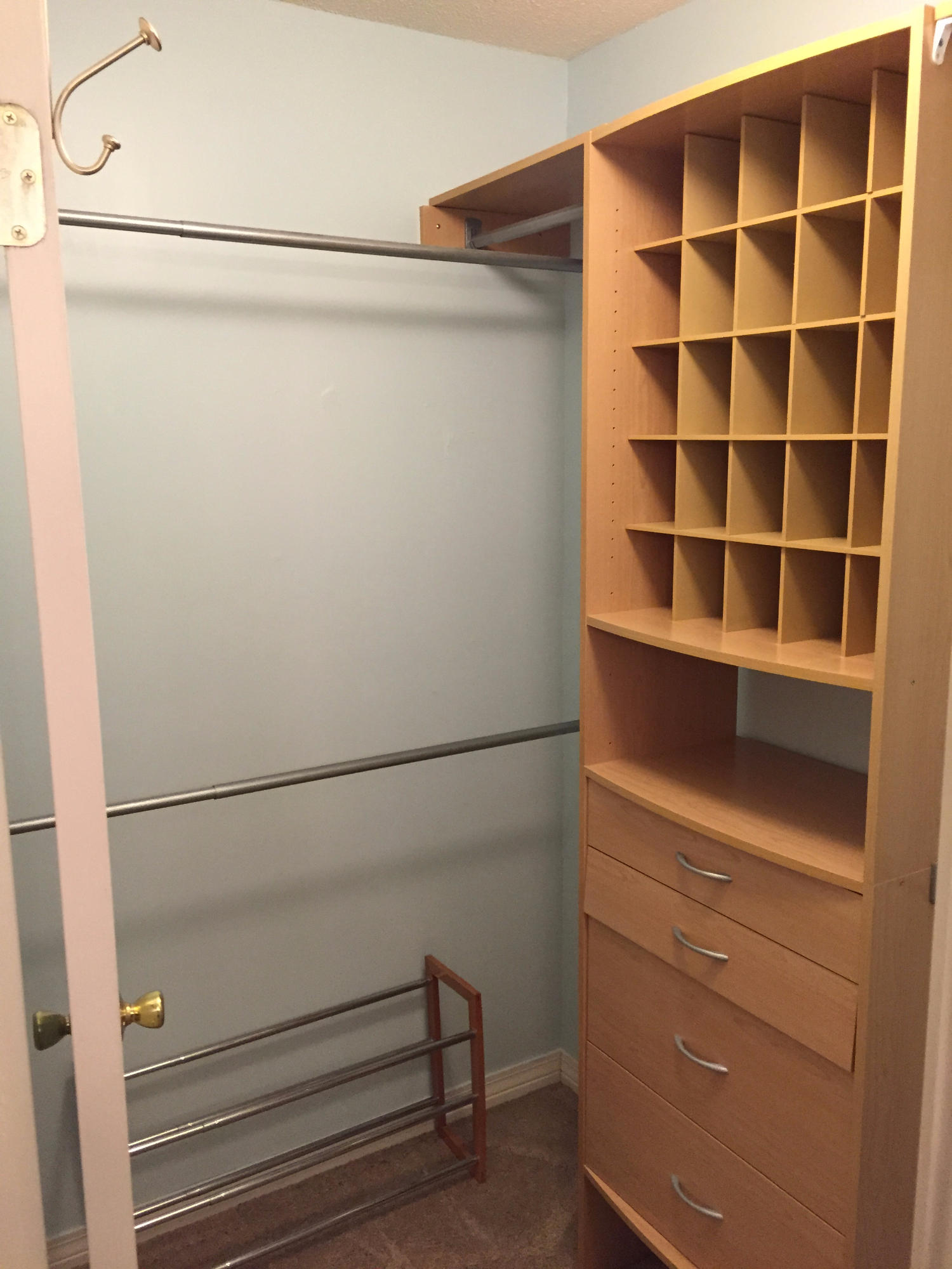 COUNTRYVIEW OAKS - Residential Lease