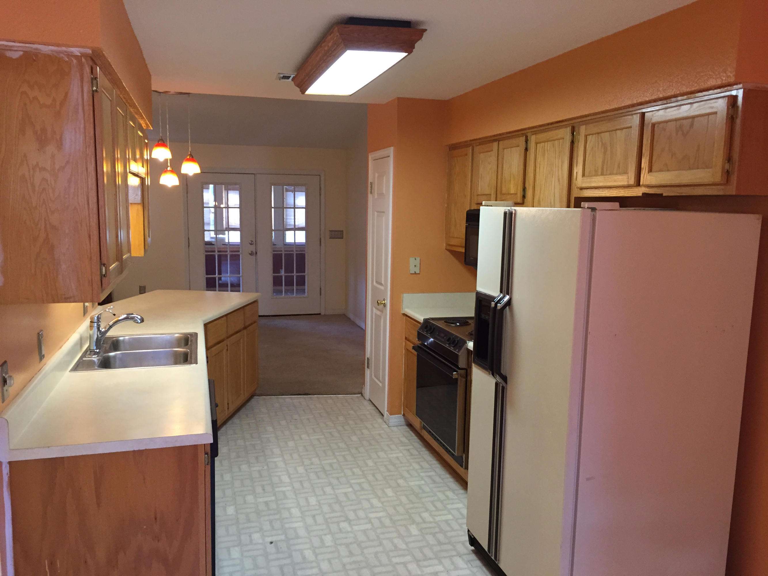 COUNTRYVIEW OAKS - Residential Lease