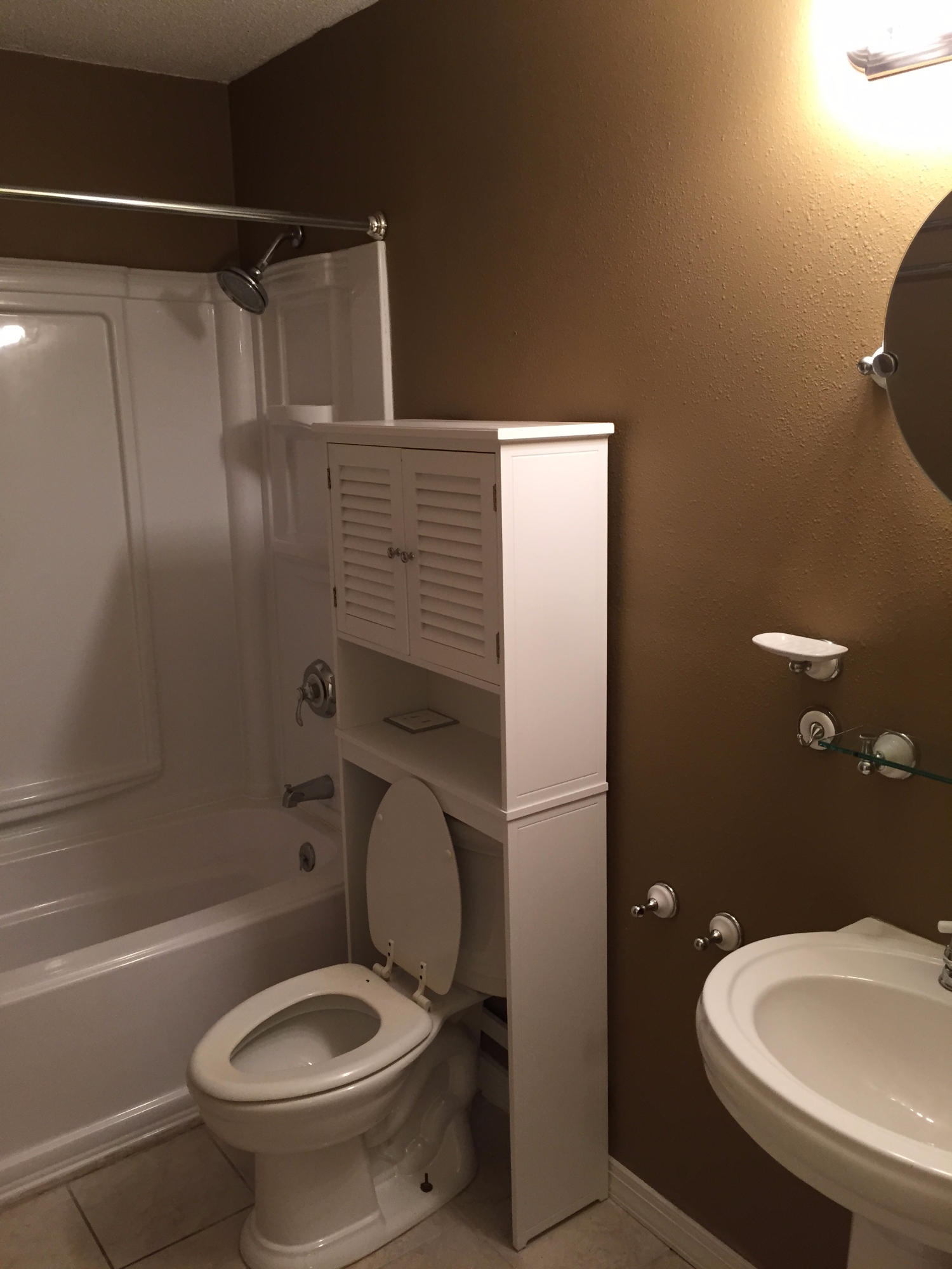 COUNTRYVIEW OAKS - Residential Lease