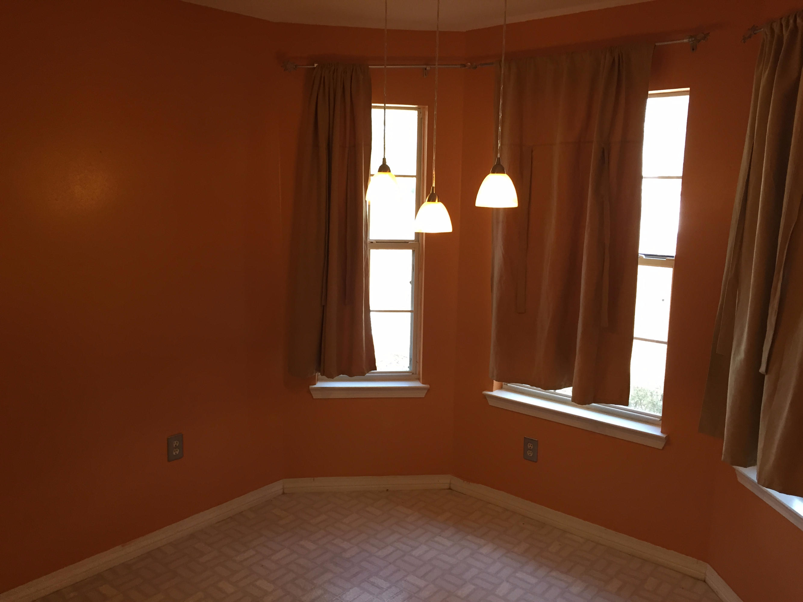 COUNTRYVIEW OAKS - Residential Lease