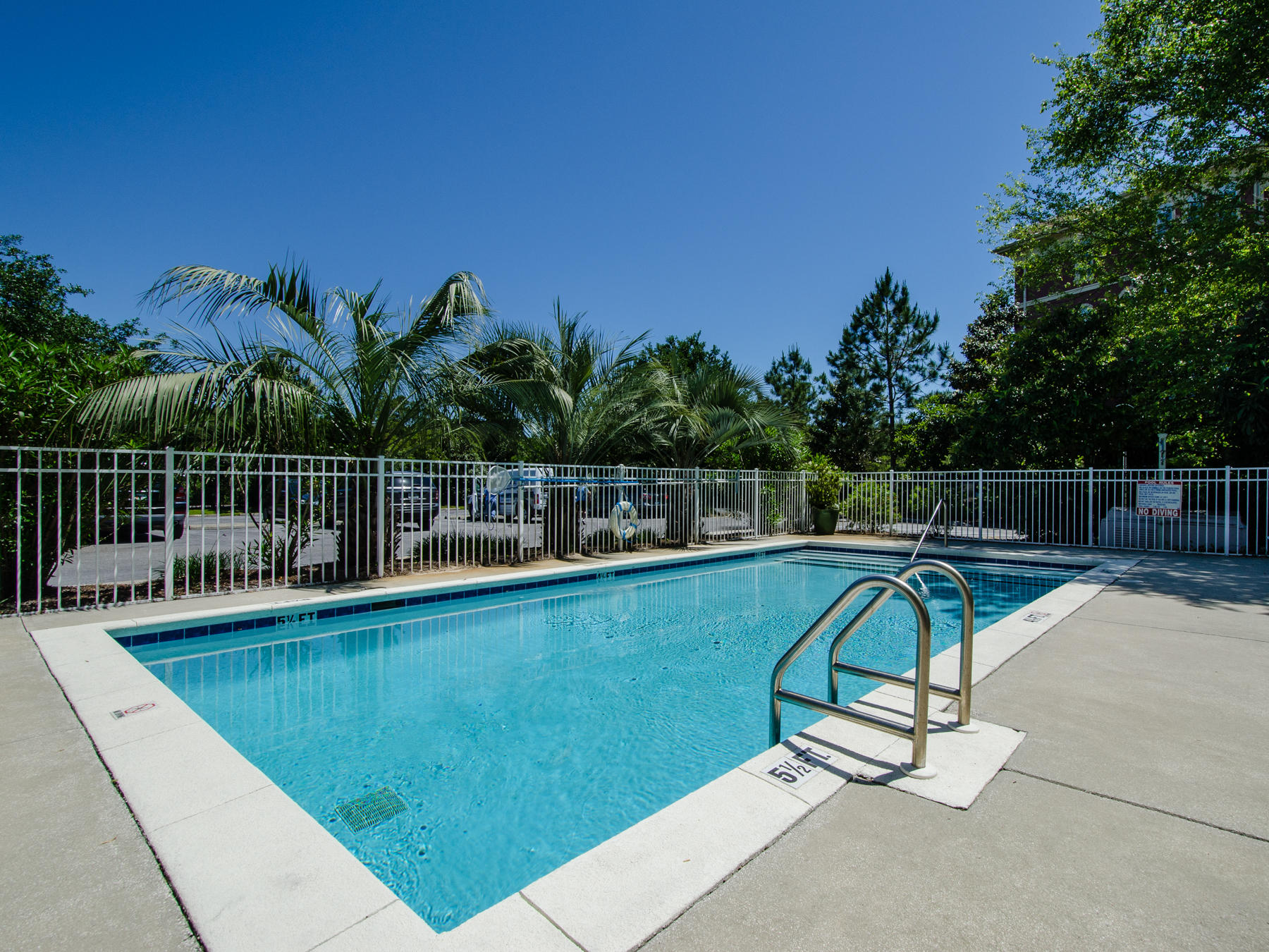 Grand Isle Condo - Residential