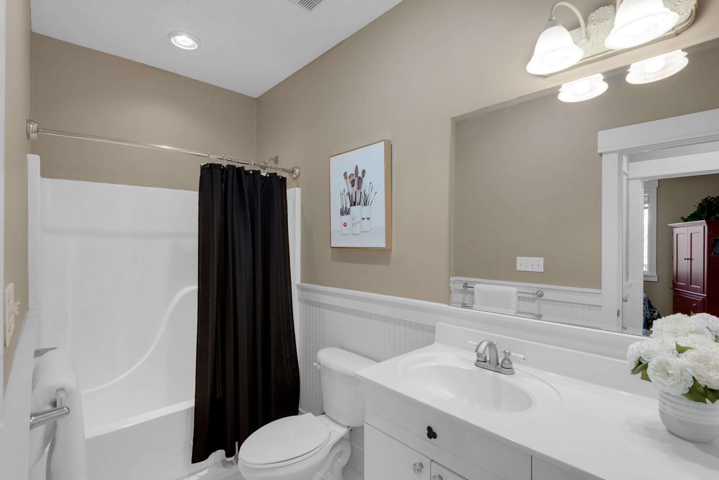 Grand Isle Condo - Residential